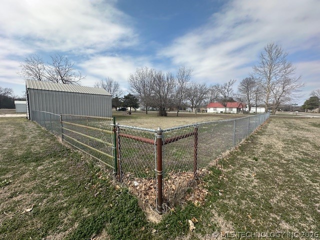 242 E Williams Street Property Photo 23