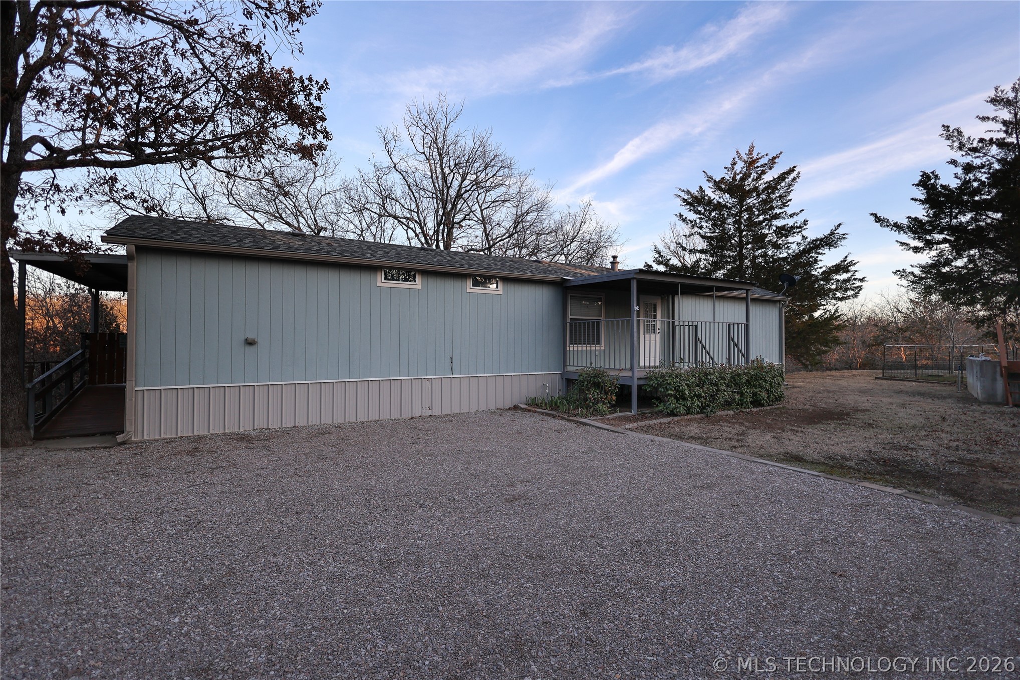 3729 Mountain Park Property Photo 1
