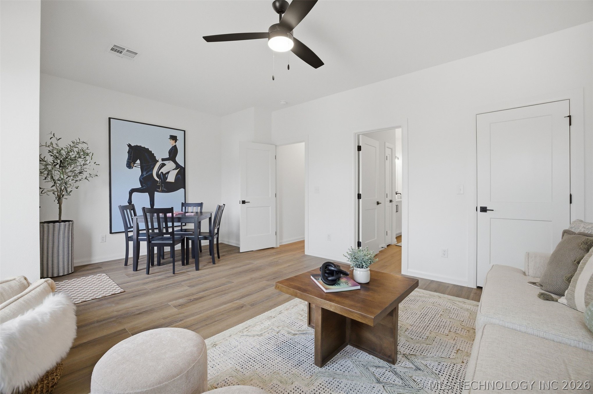 504 E B Street 1104 Property Photo 37