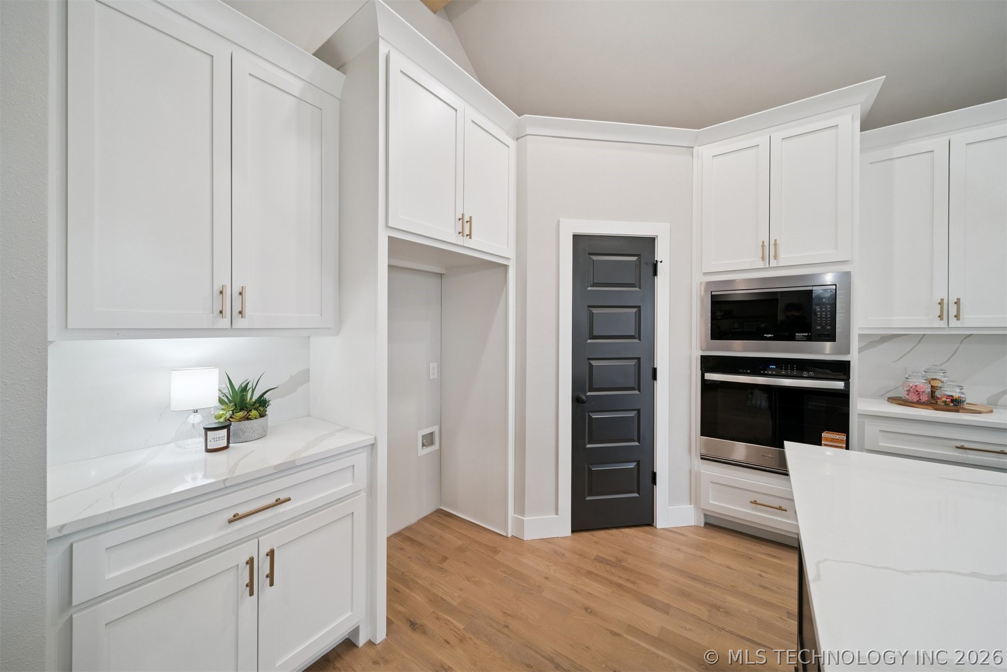 8732 S Quanah Avenue Property Photo 15