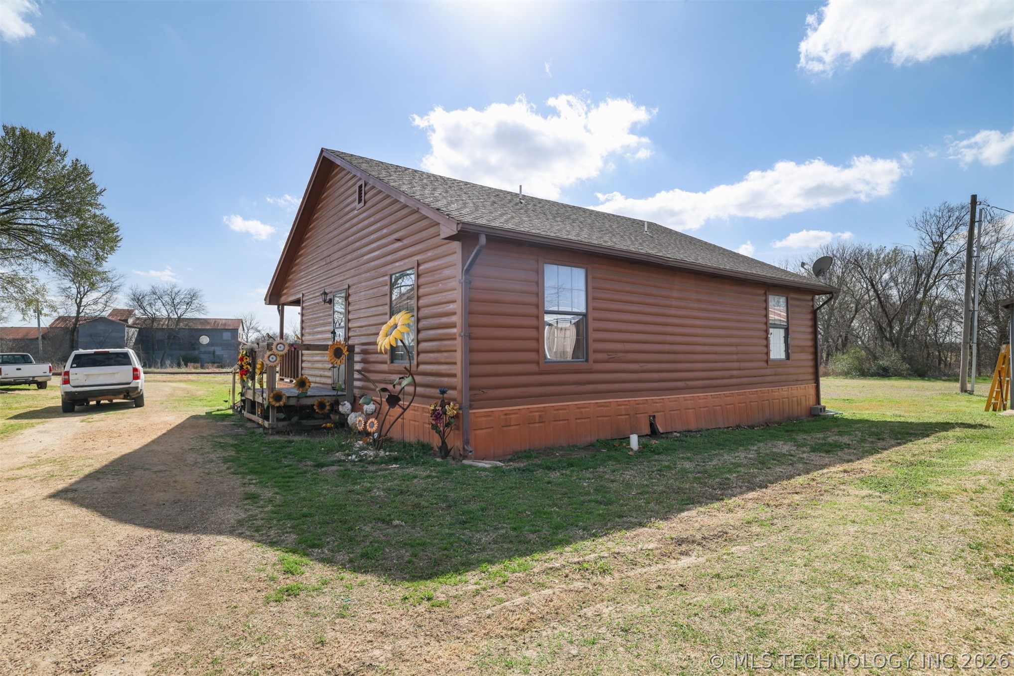 117 S Terry Property Photo 11
