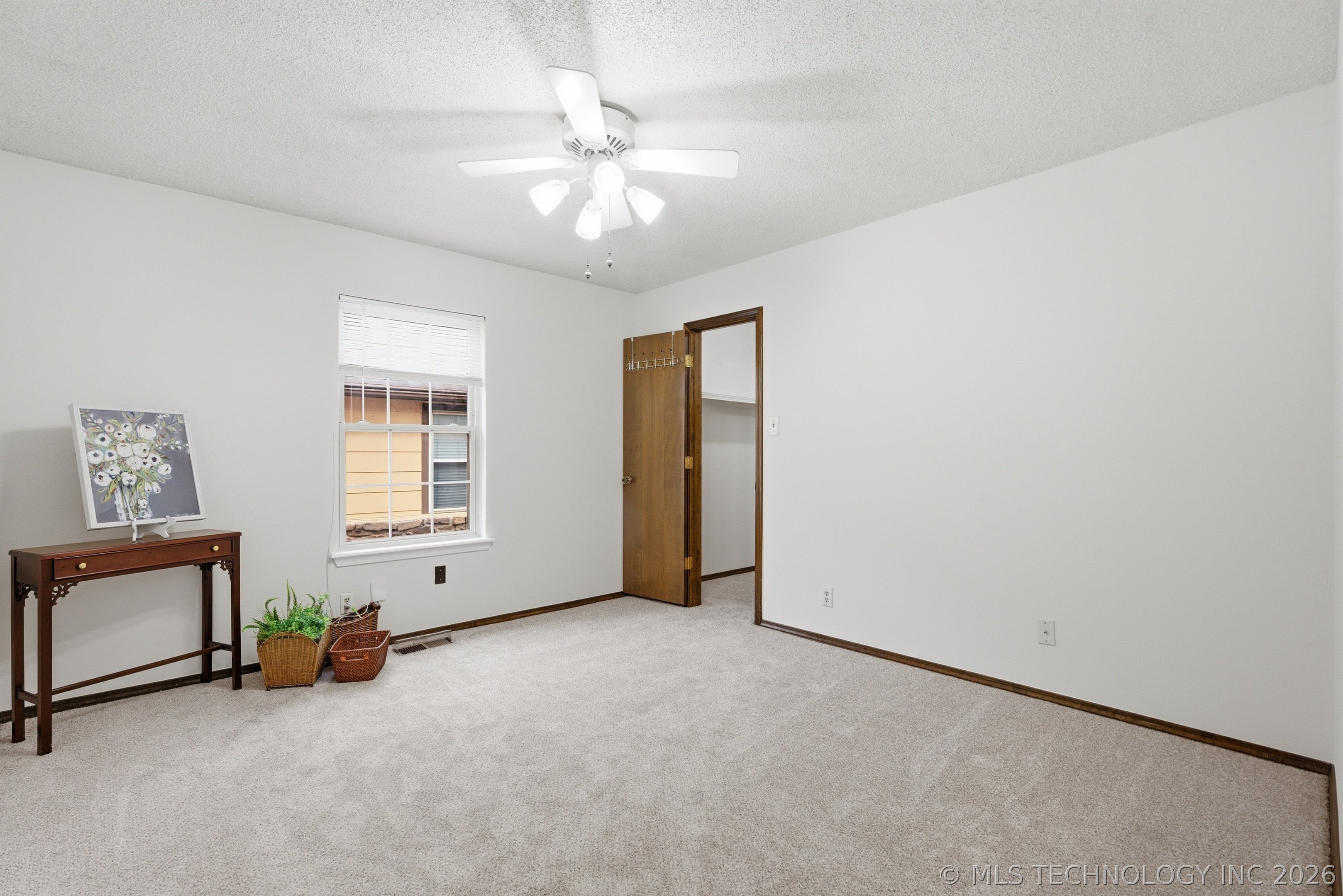 925 W Seminole Street Property Photo 36