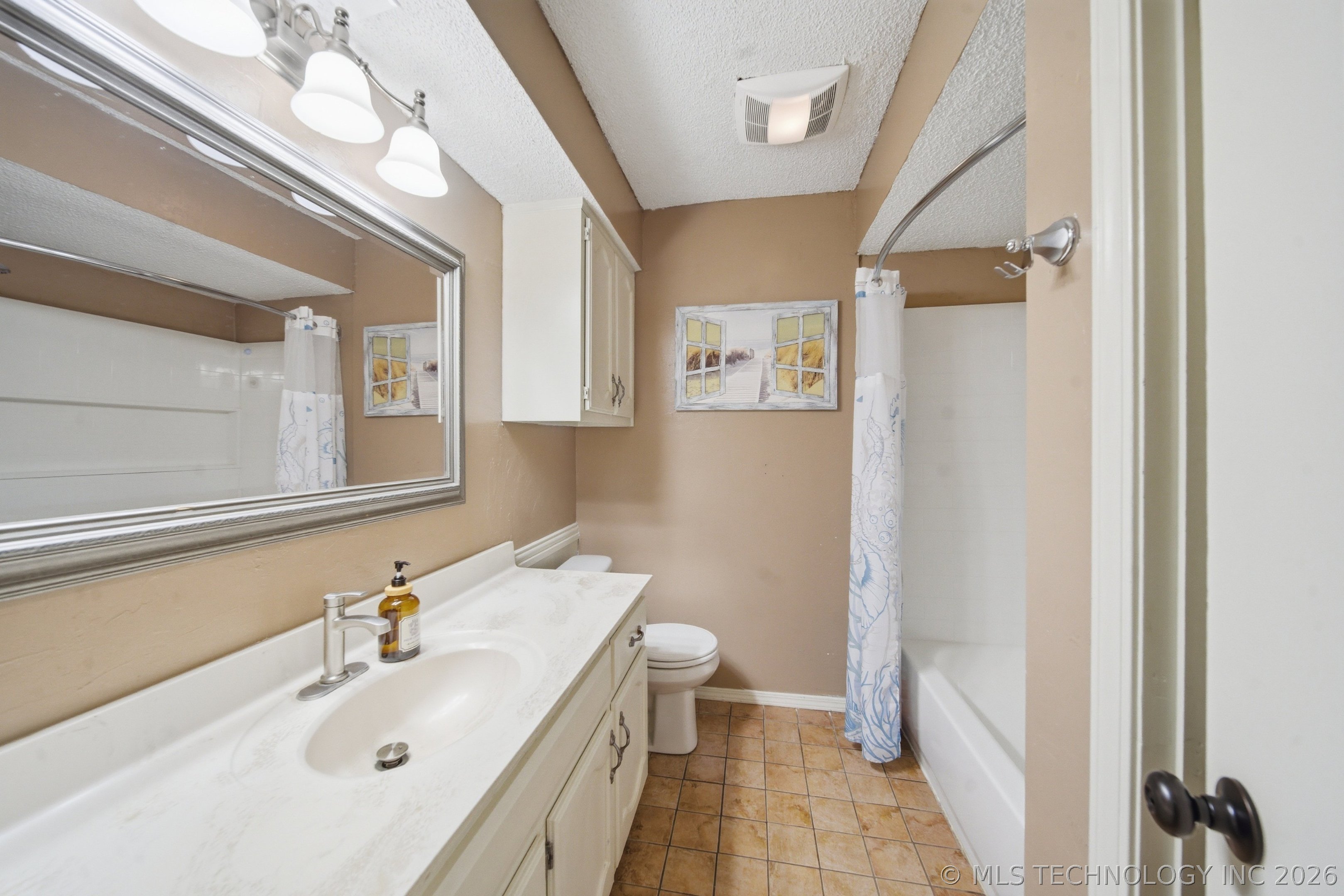 23512 E 95th Street Property Photo 21