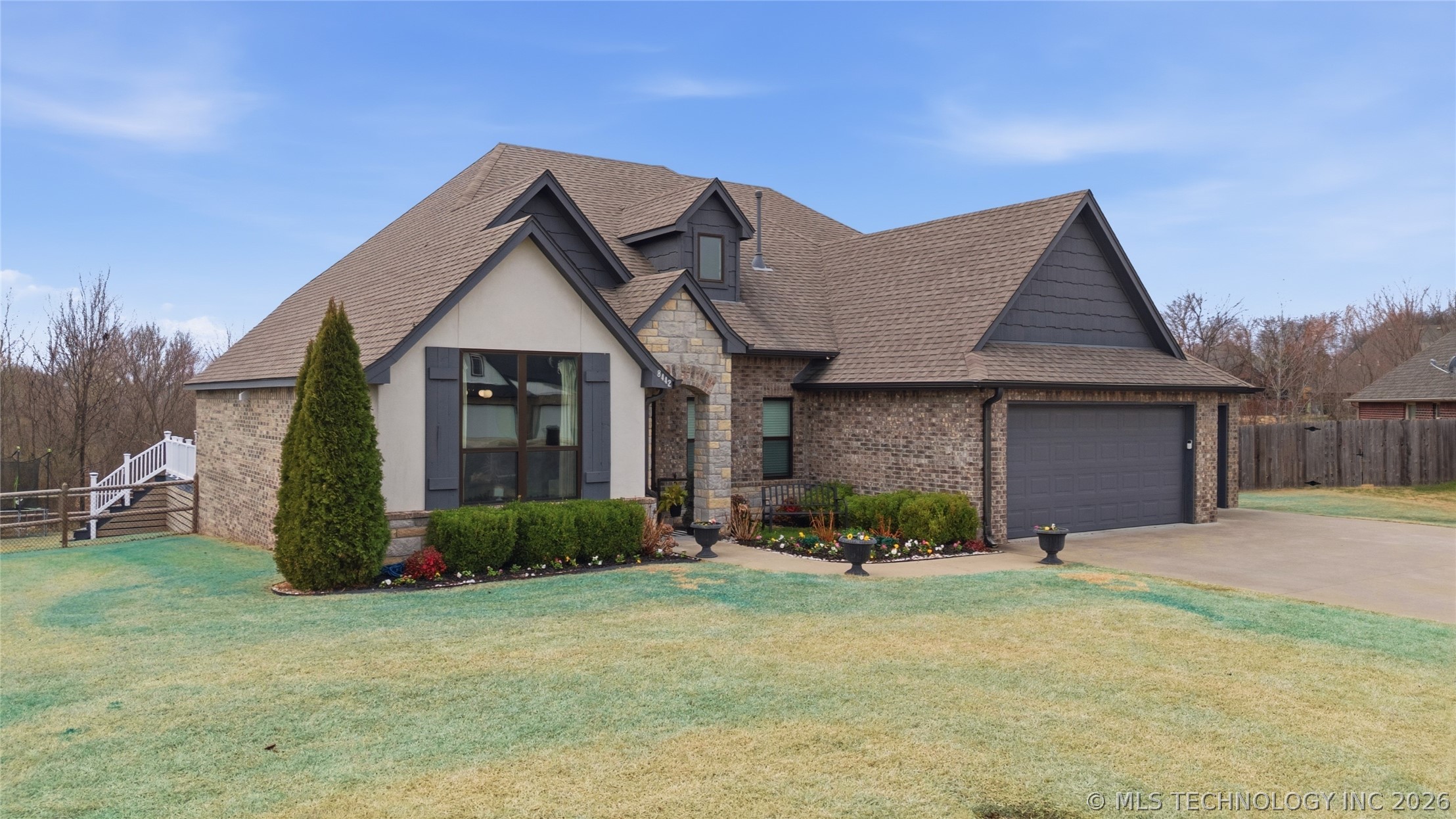 8442 Spring Creek Court Property Photo 2