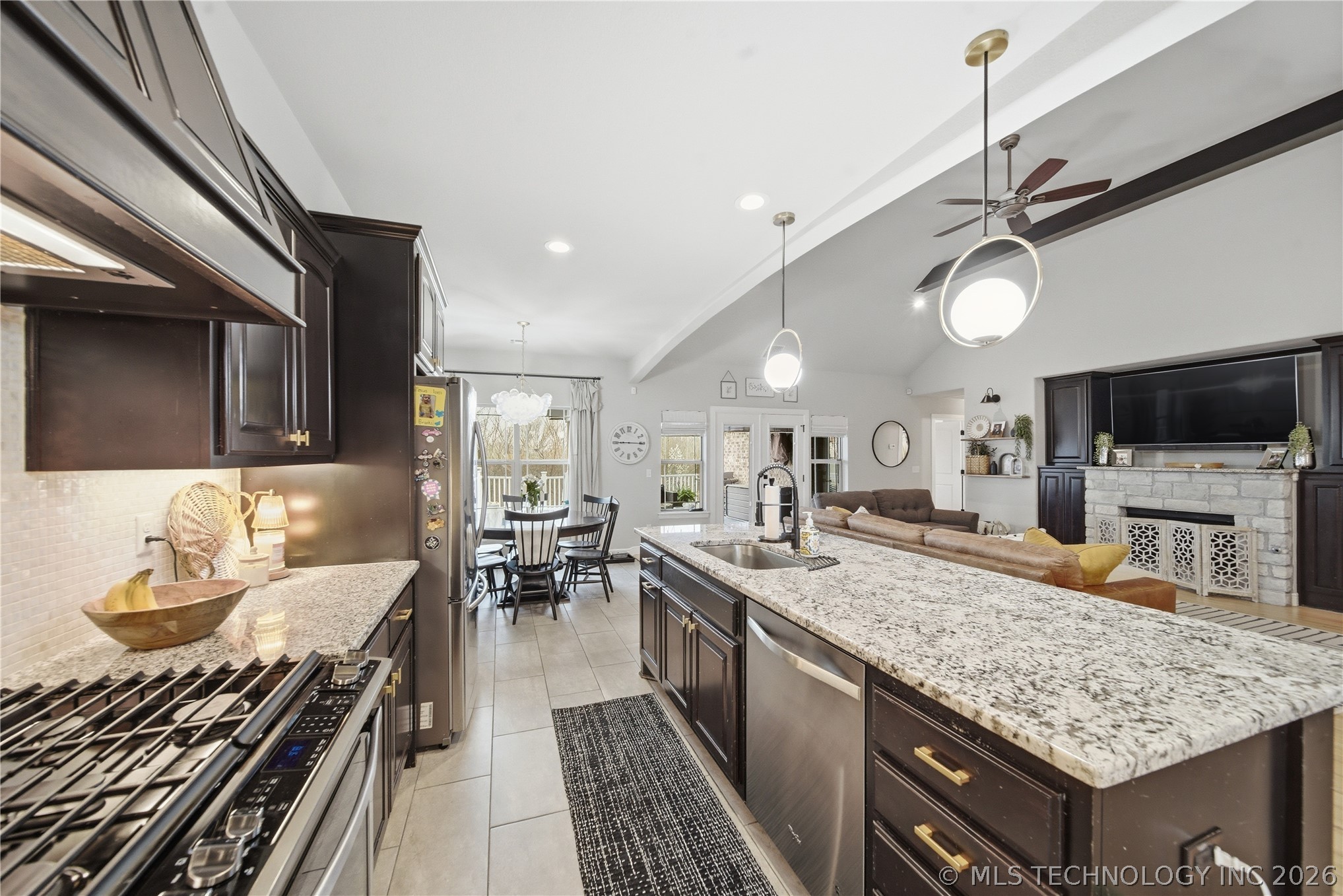 8442 Spring Creek Court Property Photo 10