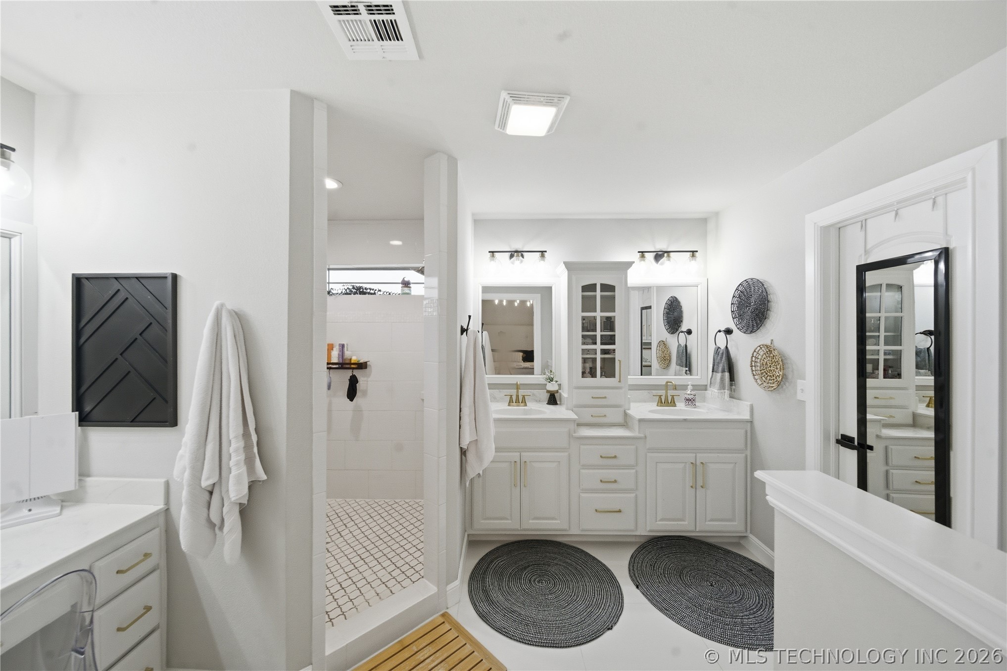 8442 Spring Creek Court Property Photo 14