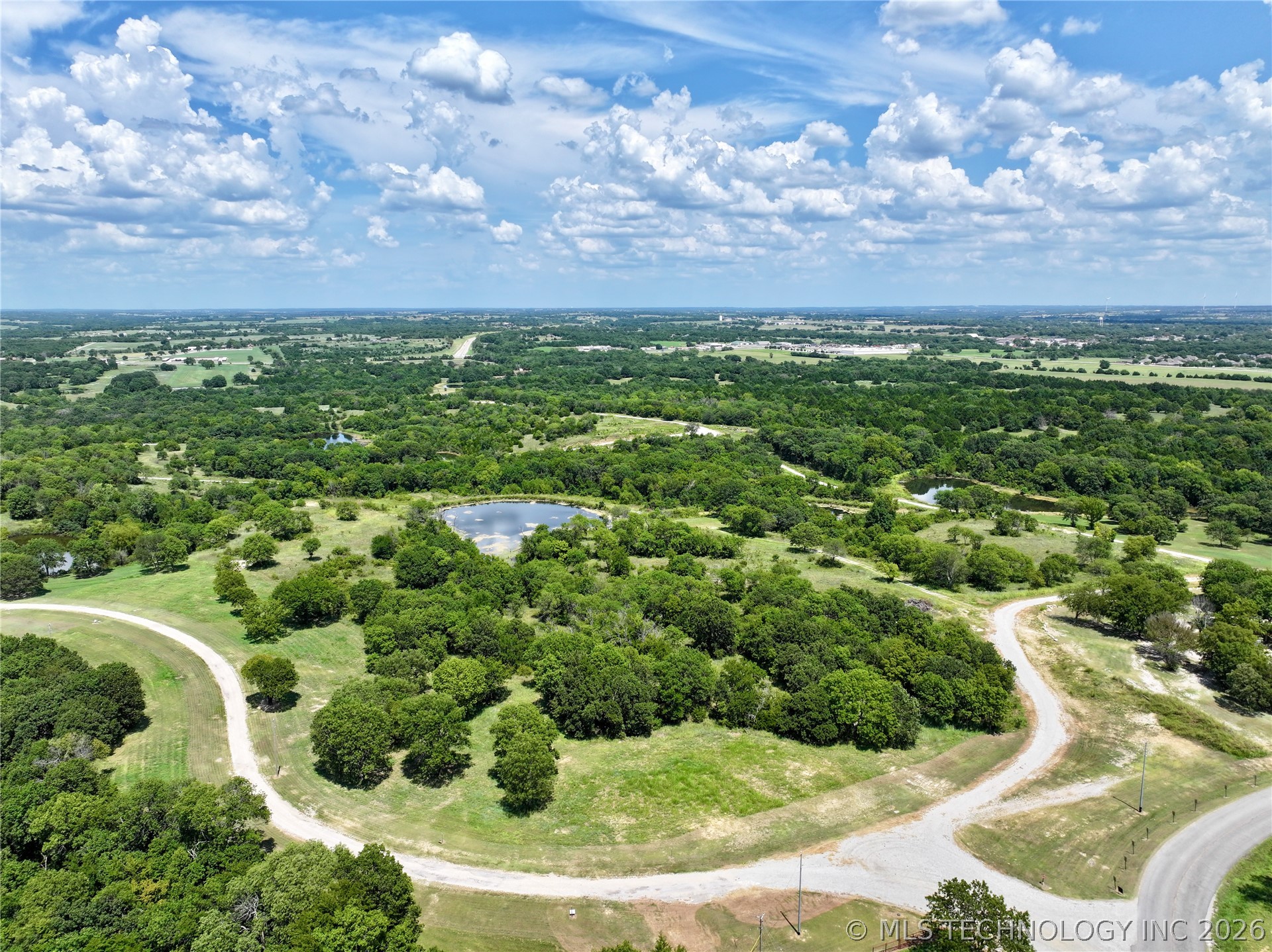 041 E Buffalo Springs Court Property Photo 4