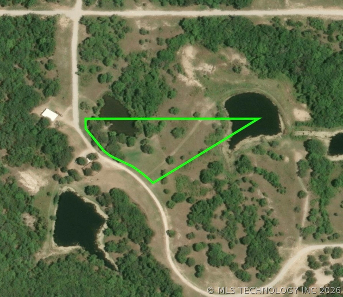 004 W Buffalo Springs Court Property Photo 2