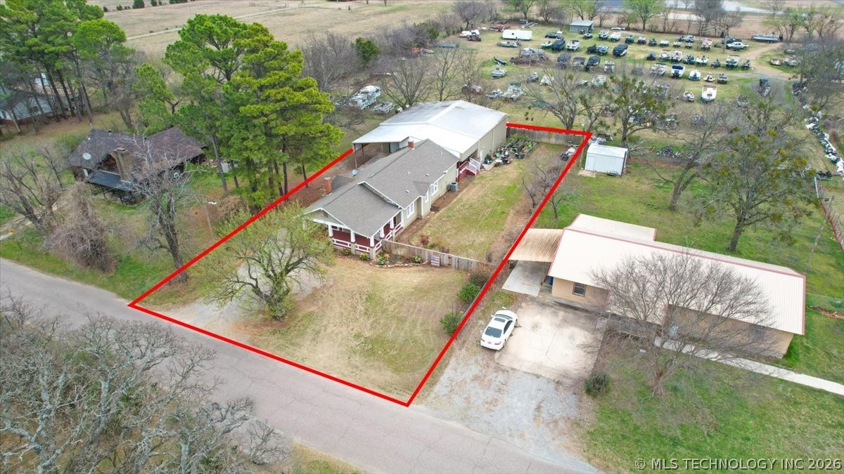 305 S Church Property Photo 4
