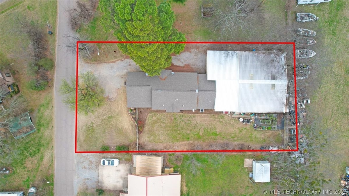305 S Church Property Photo 6