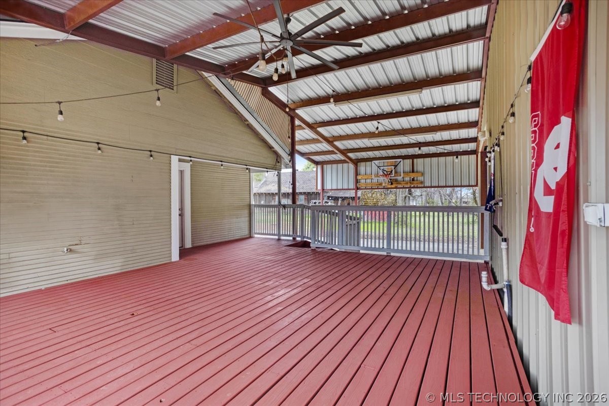 305 S Church Property Photo 12