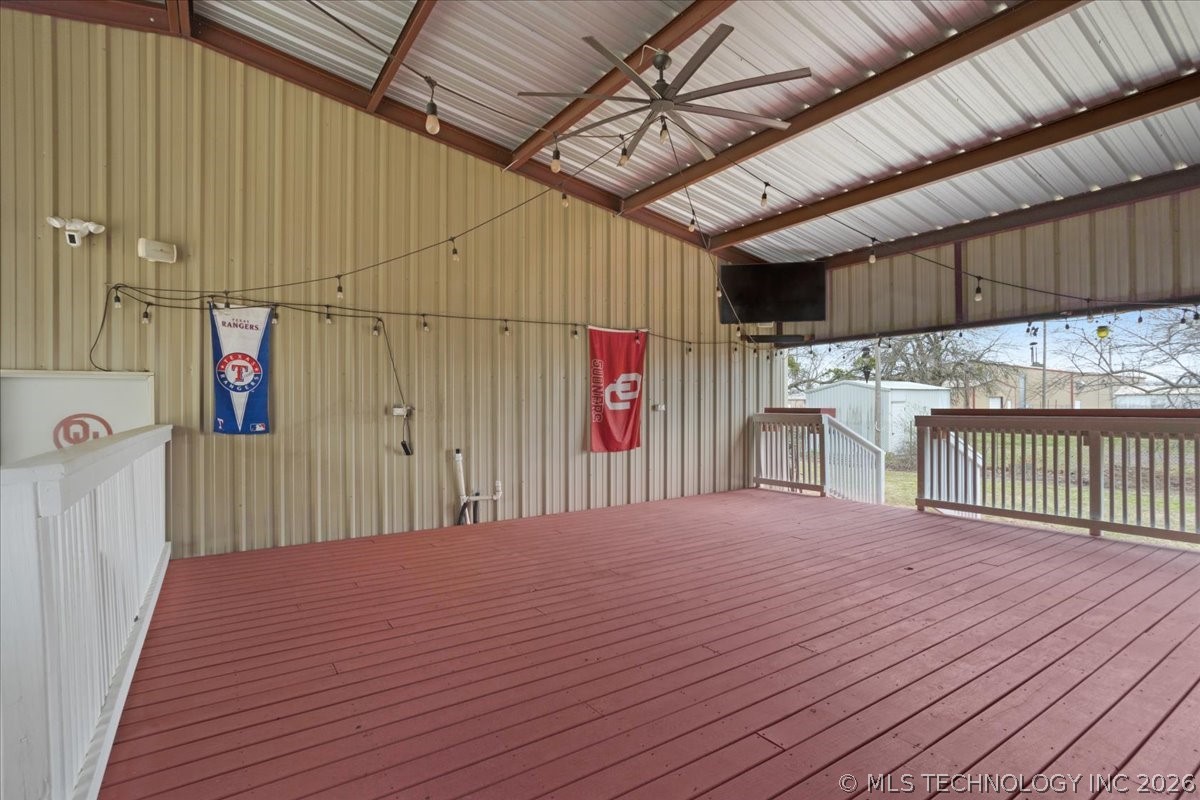 305 S Church Property Photo 13