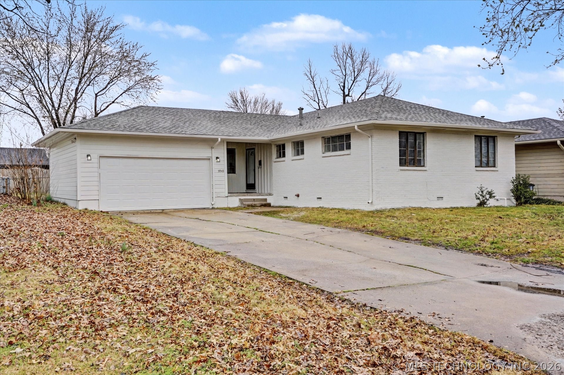 5943 E 25th Street Property Photo 1