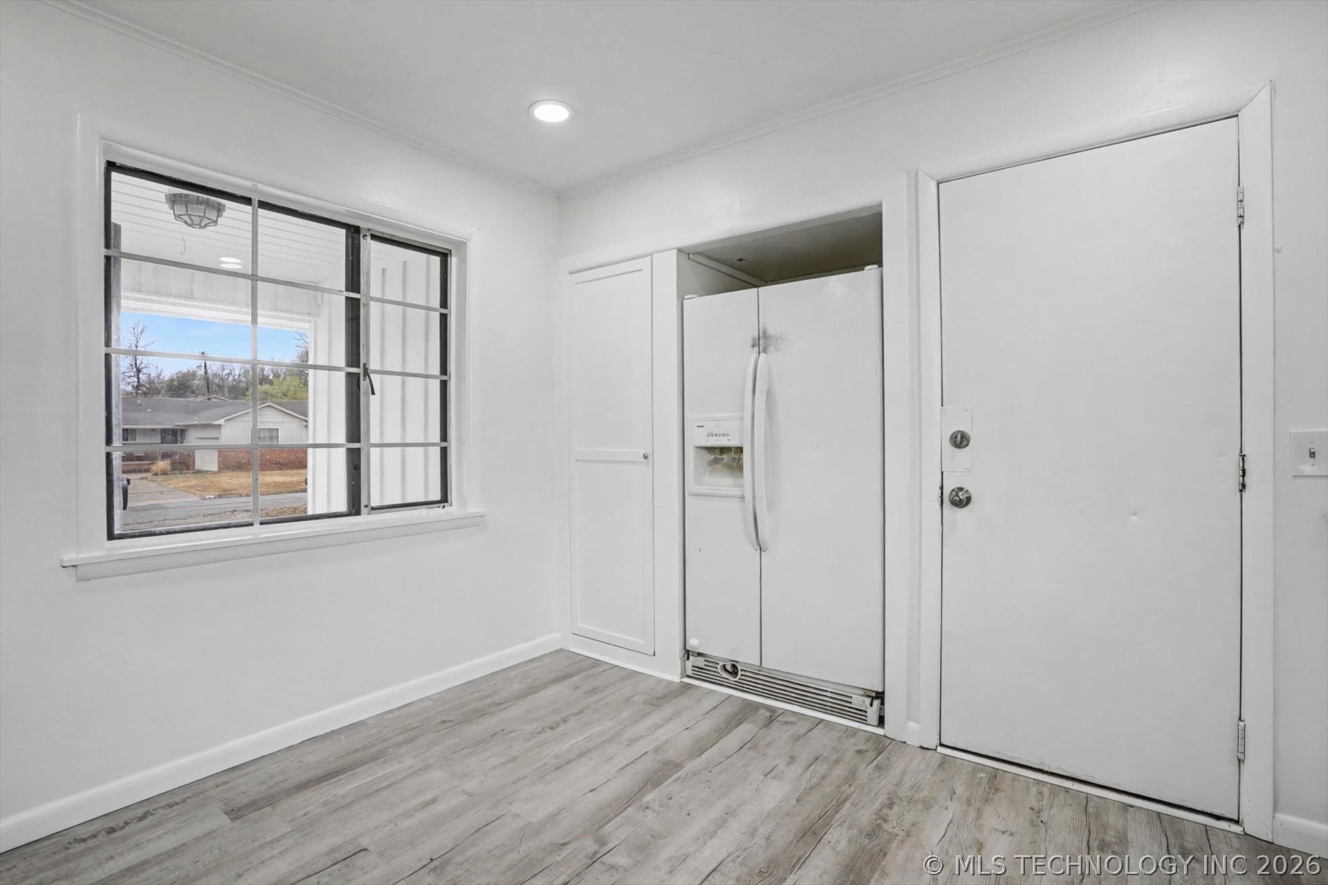 5943 E 25th Street Property Photo 13