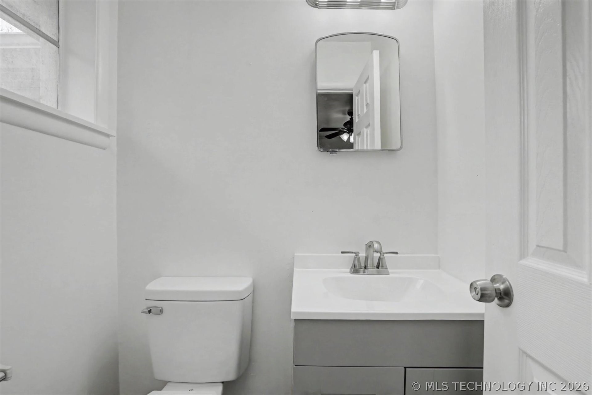 5943 E 25th Street Property Photo 16