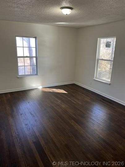 1625 N Denver Avenue Property Photo 8