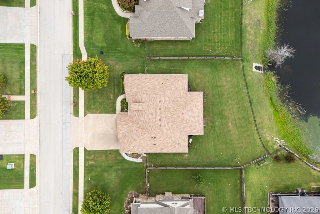 5711 Nottingham Place Property Photo 57