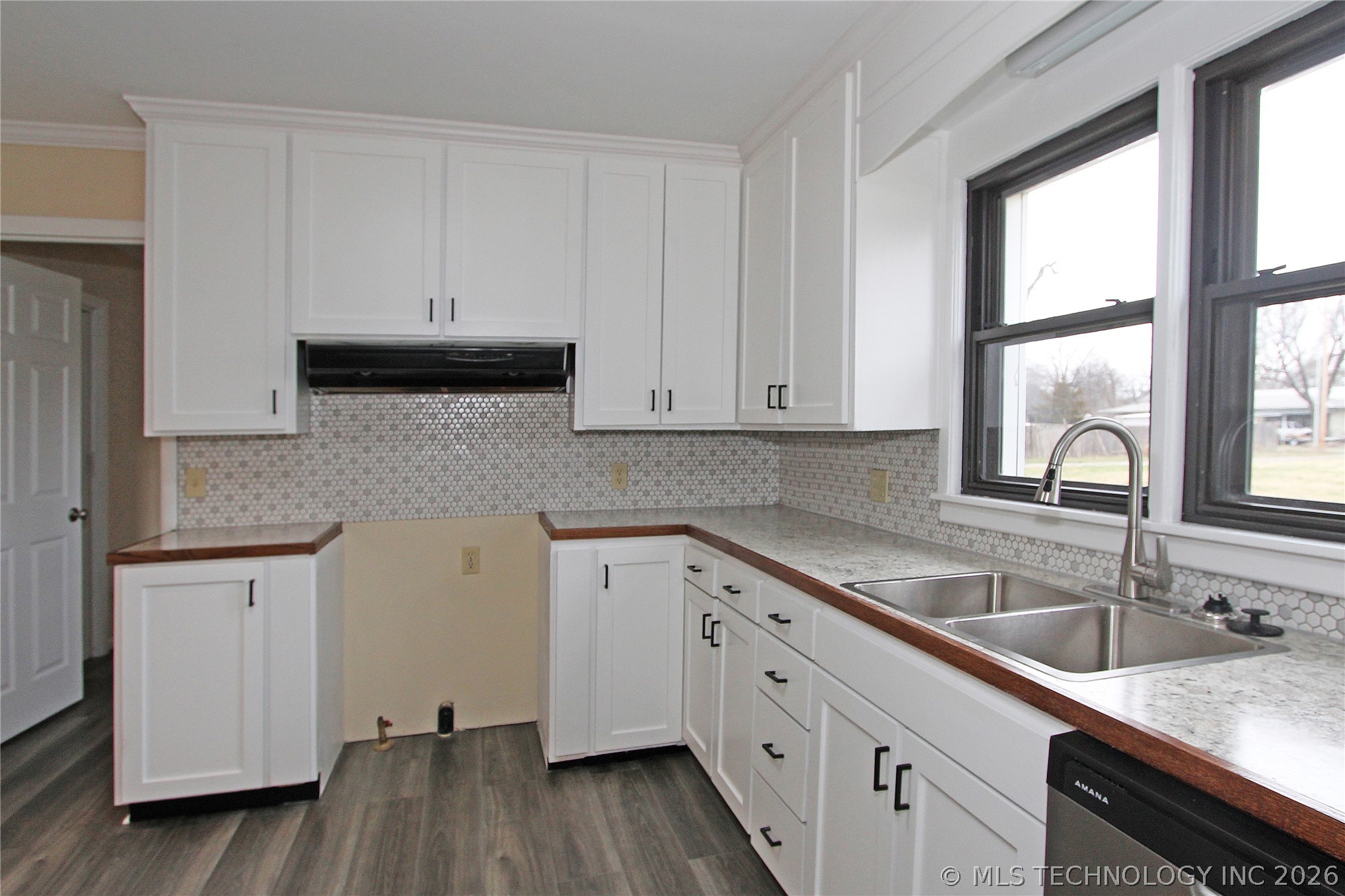 616 S Maple Street Property Photo 18