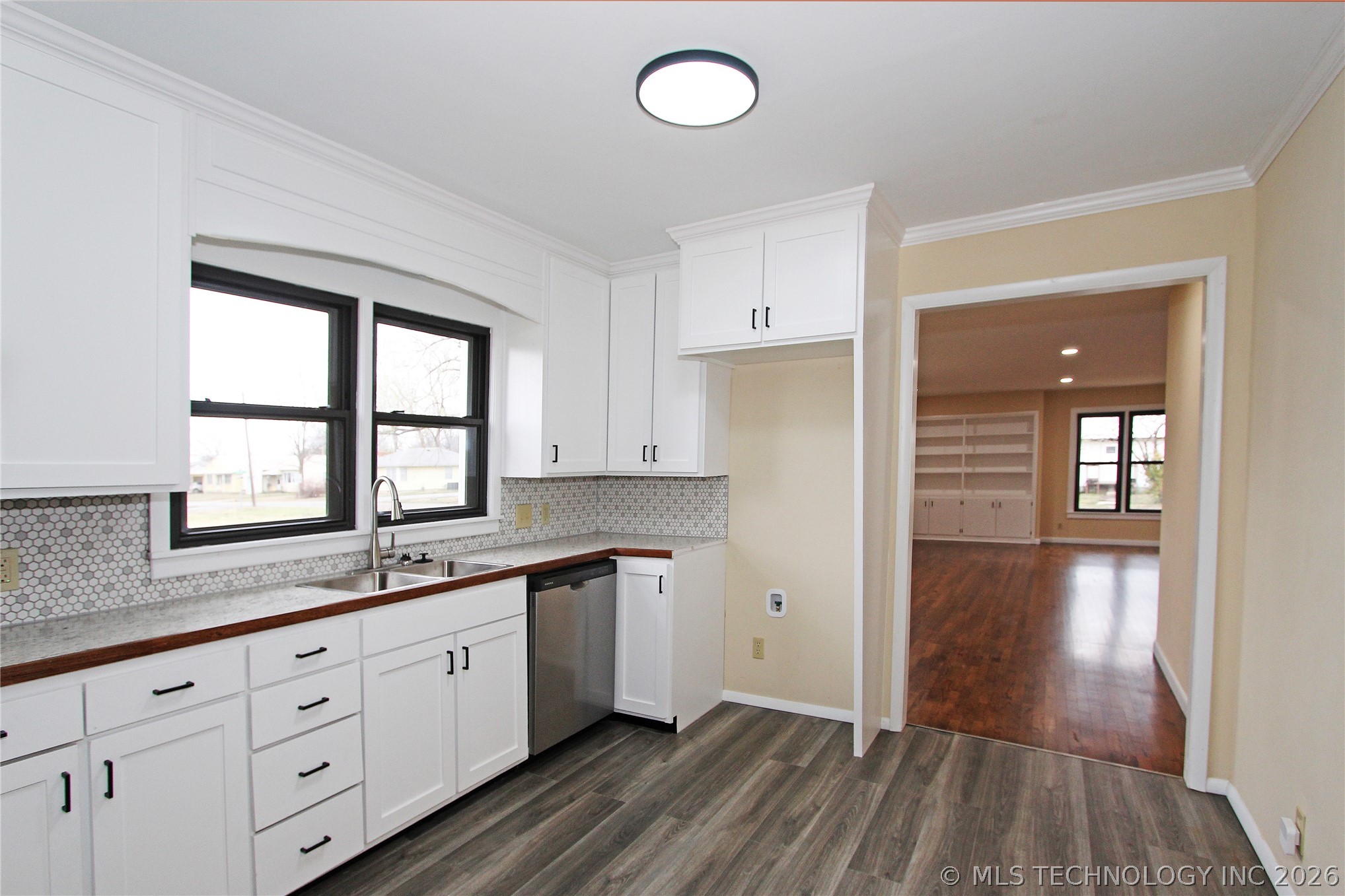 616 S Maple Street Property Photo 19