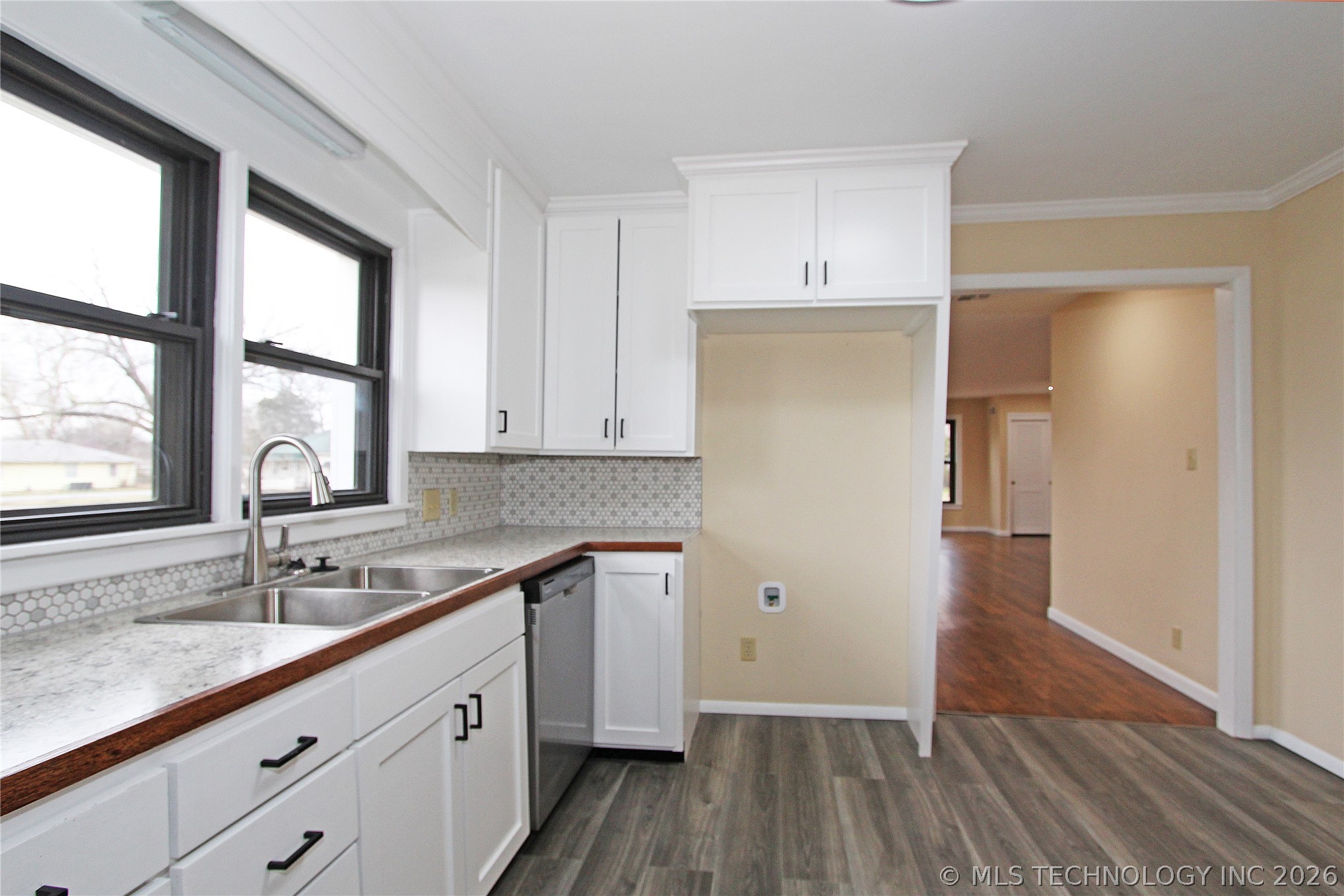 616 S Maple Street Property Photo 20