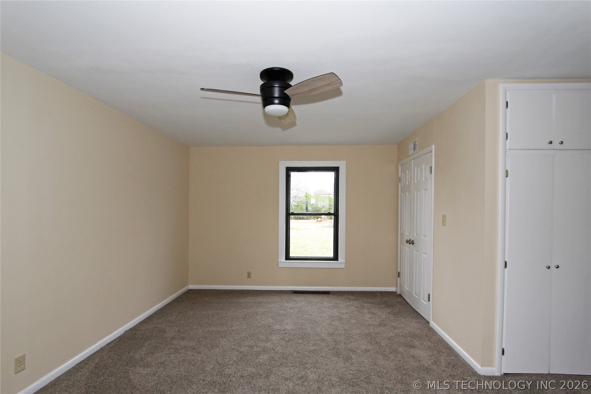 616 S Maple Street Property Photo 21