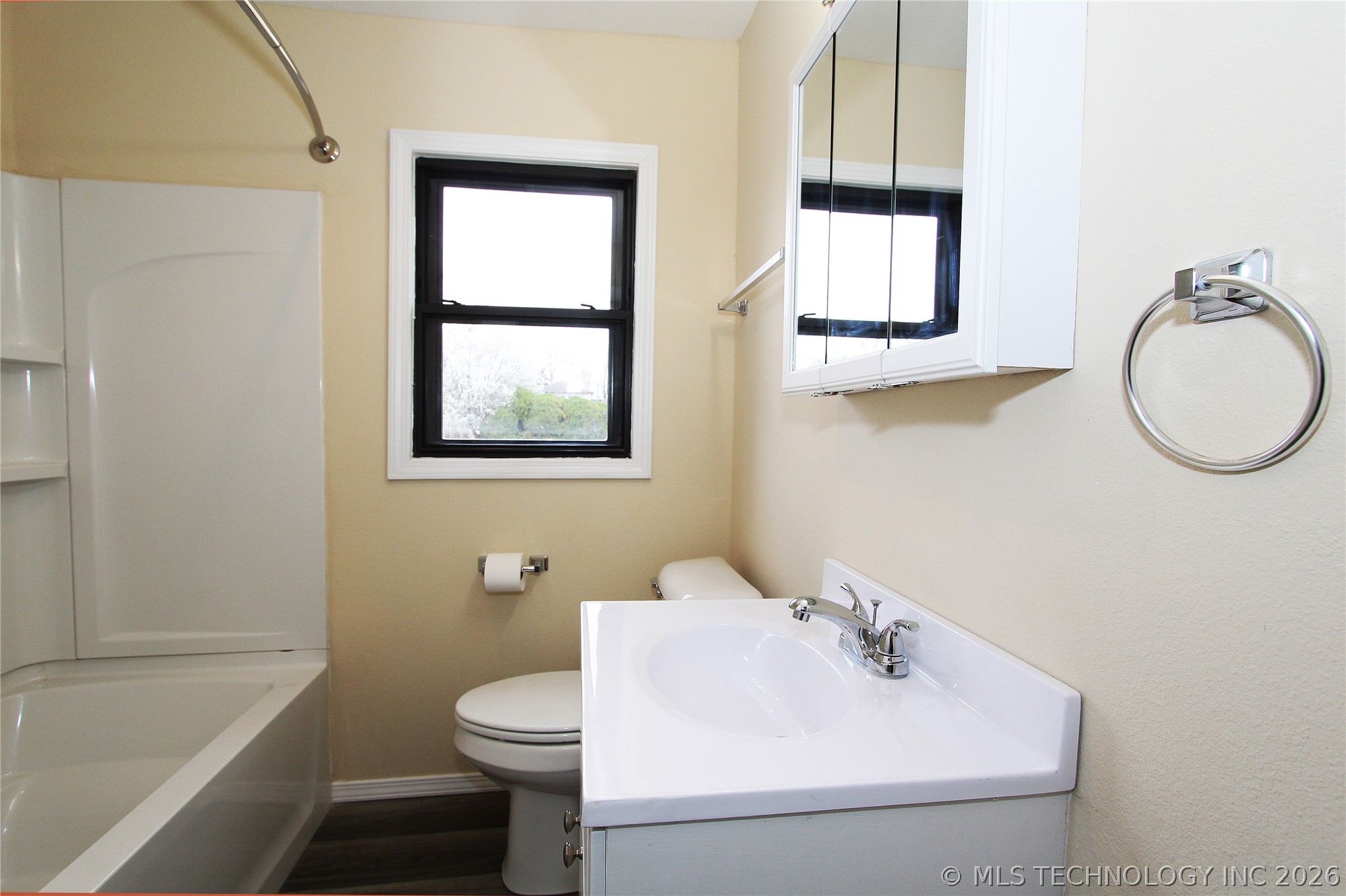 616 S Maple Street Property Photo 24