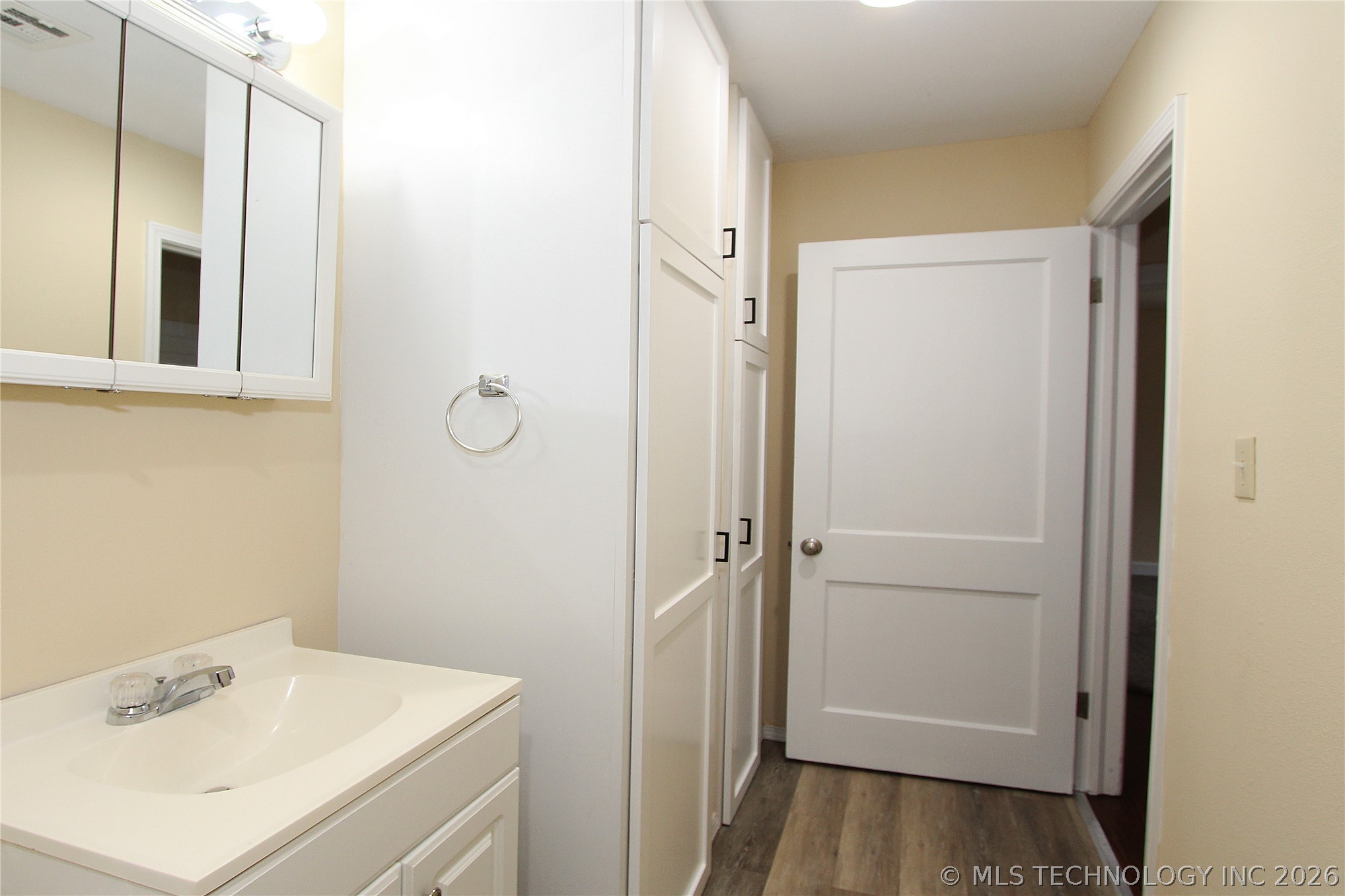 616 S Maple Street Property Photo 25