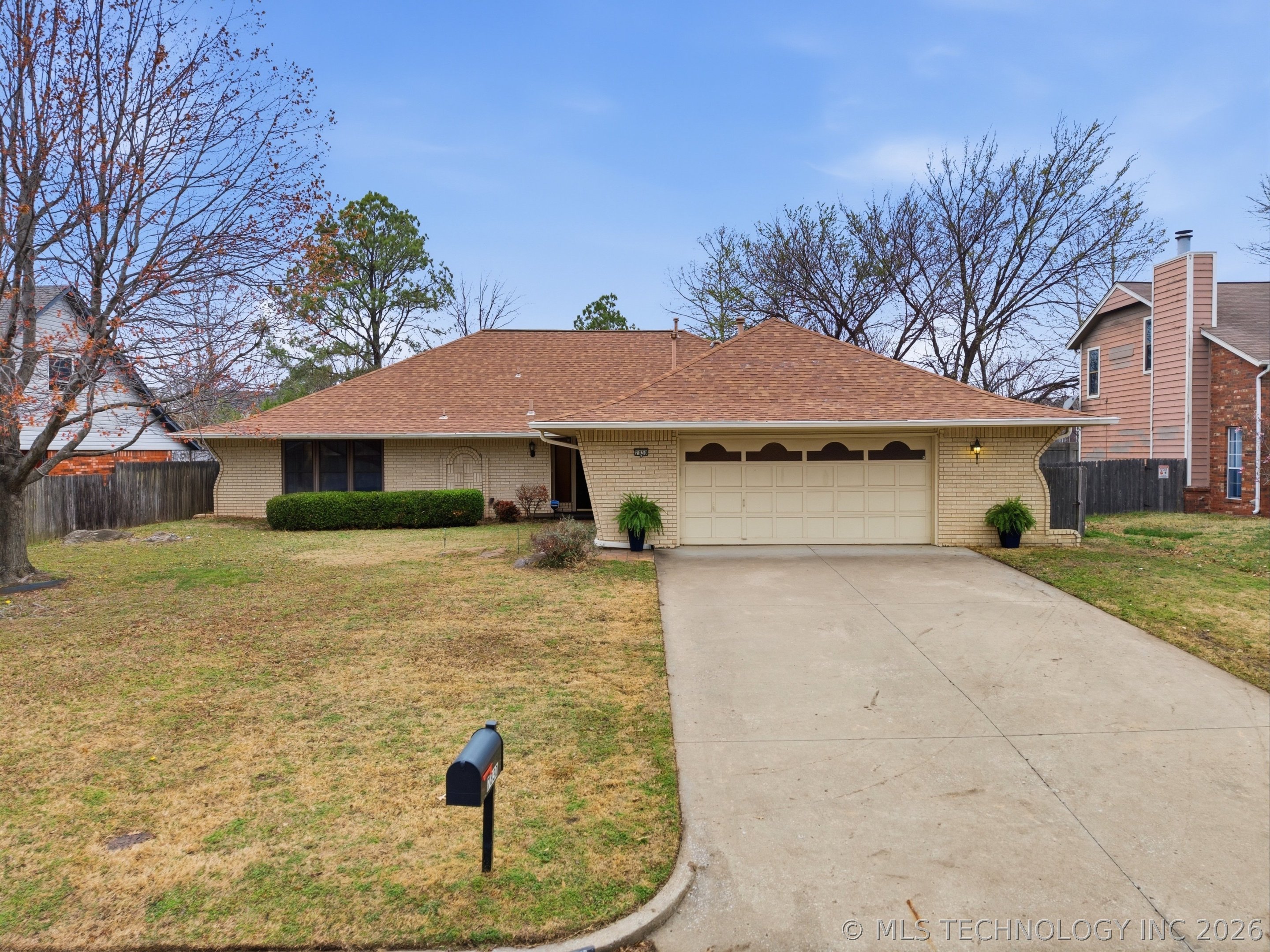7830 S 85th East Avenue Property Photo 1