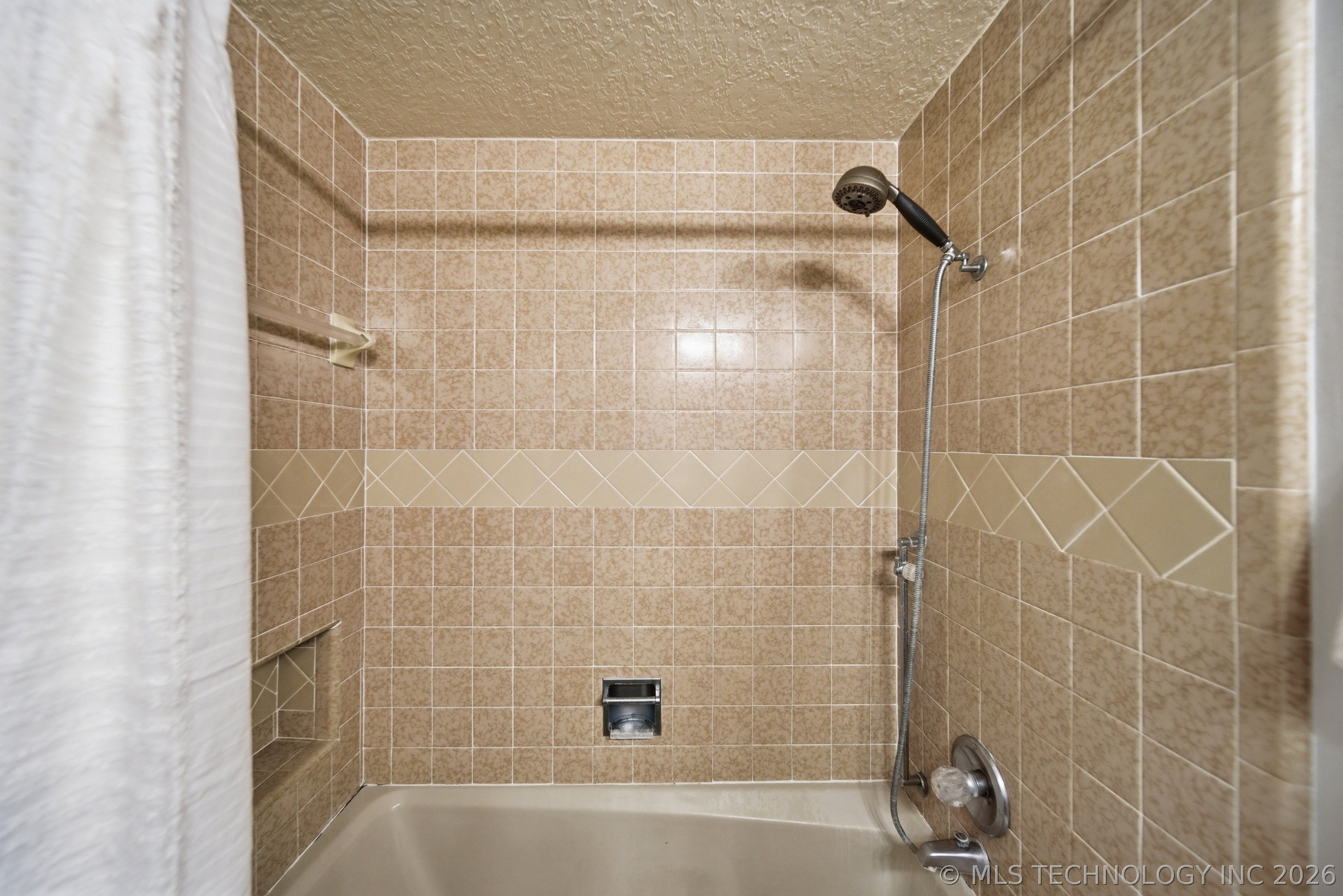 7830 S 85th East Avenue Property Photo 24