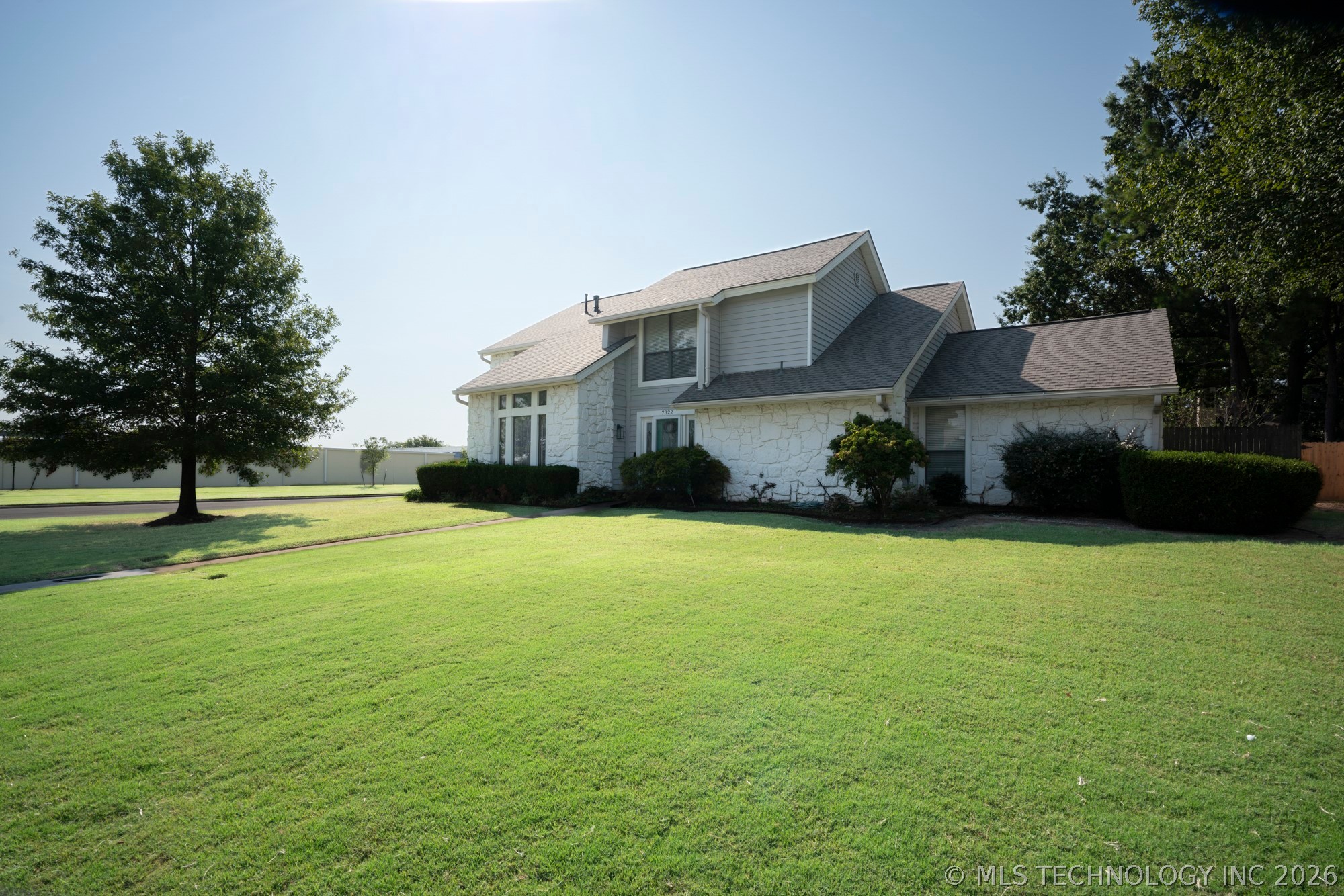7322 E 62nd Place Property Photo 3