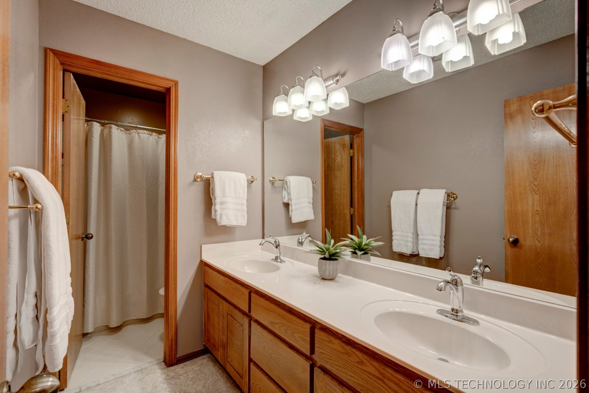 7322 E 62nd Place Property Photo 30