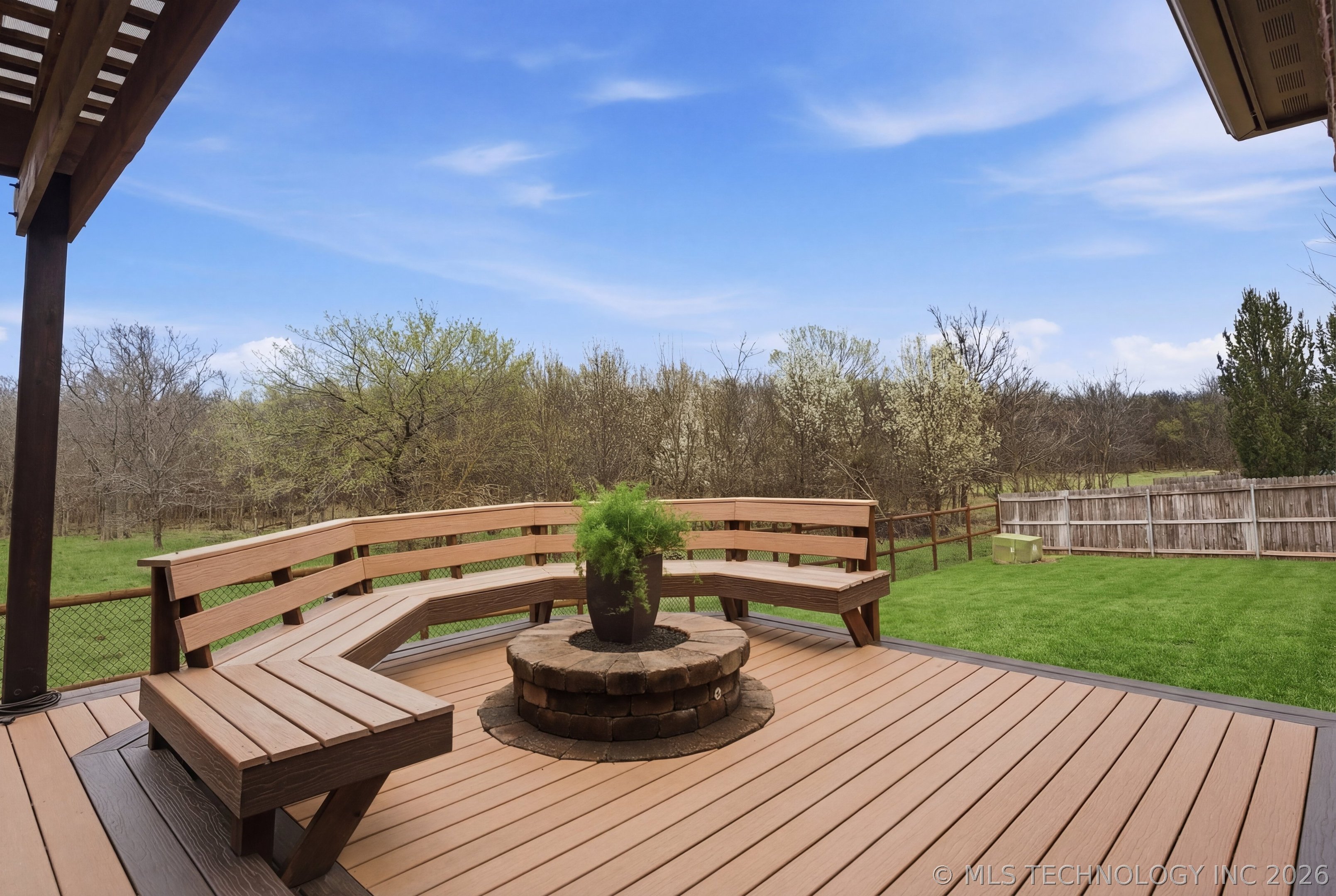 16623 E 47th Street Property Photo 42