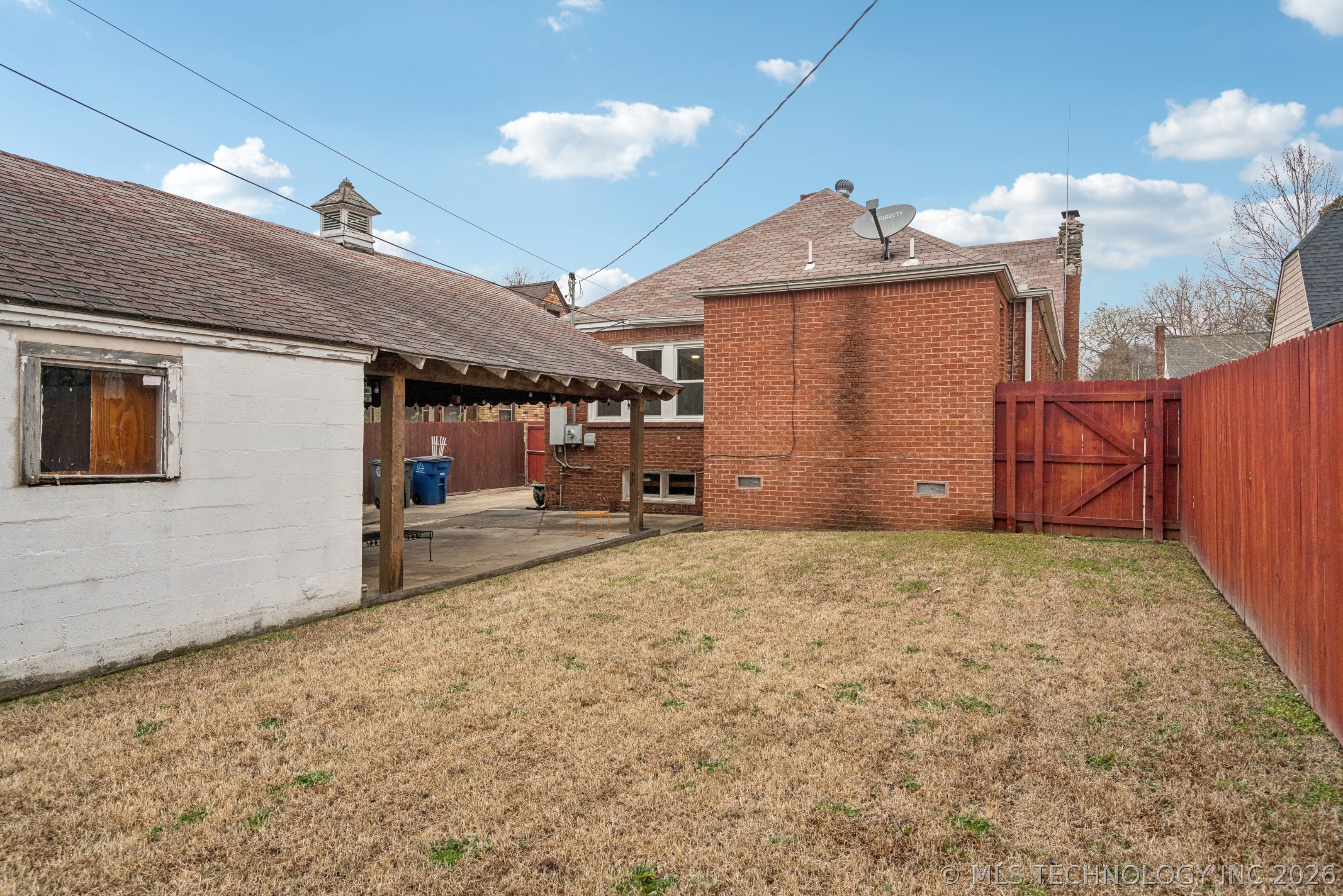 2636 E 14th Street Property Photo 29
