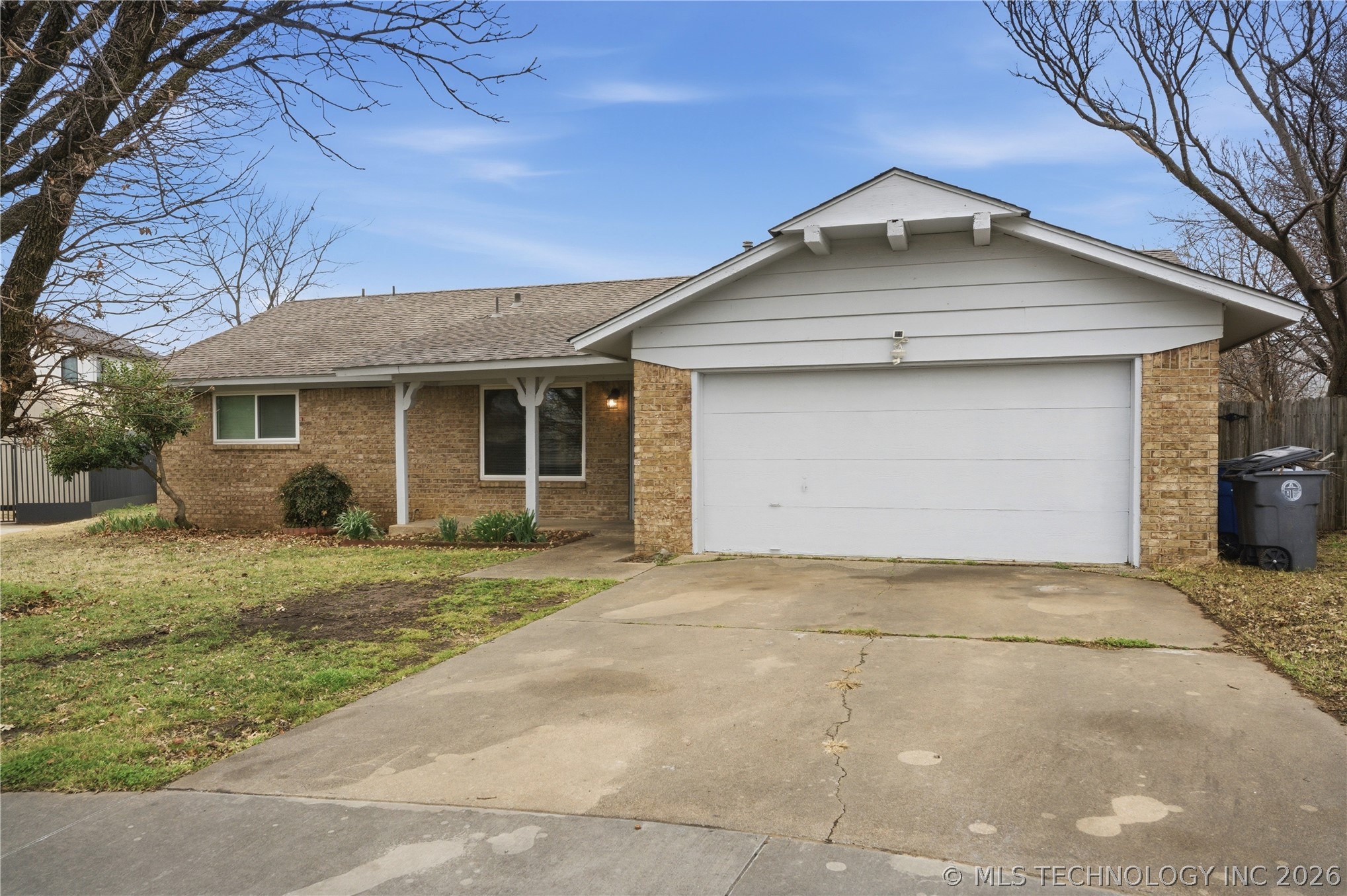 3204 S 128th East Avenue Property Photo 2