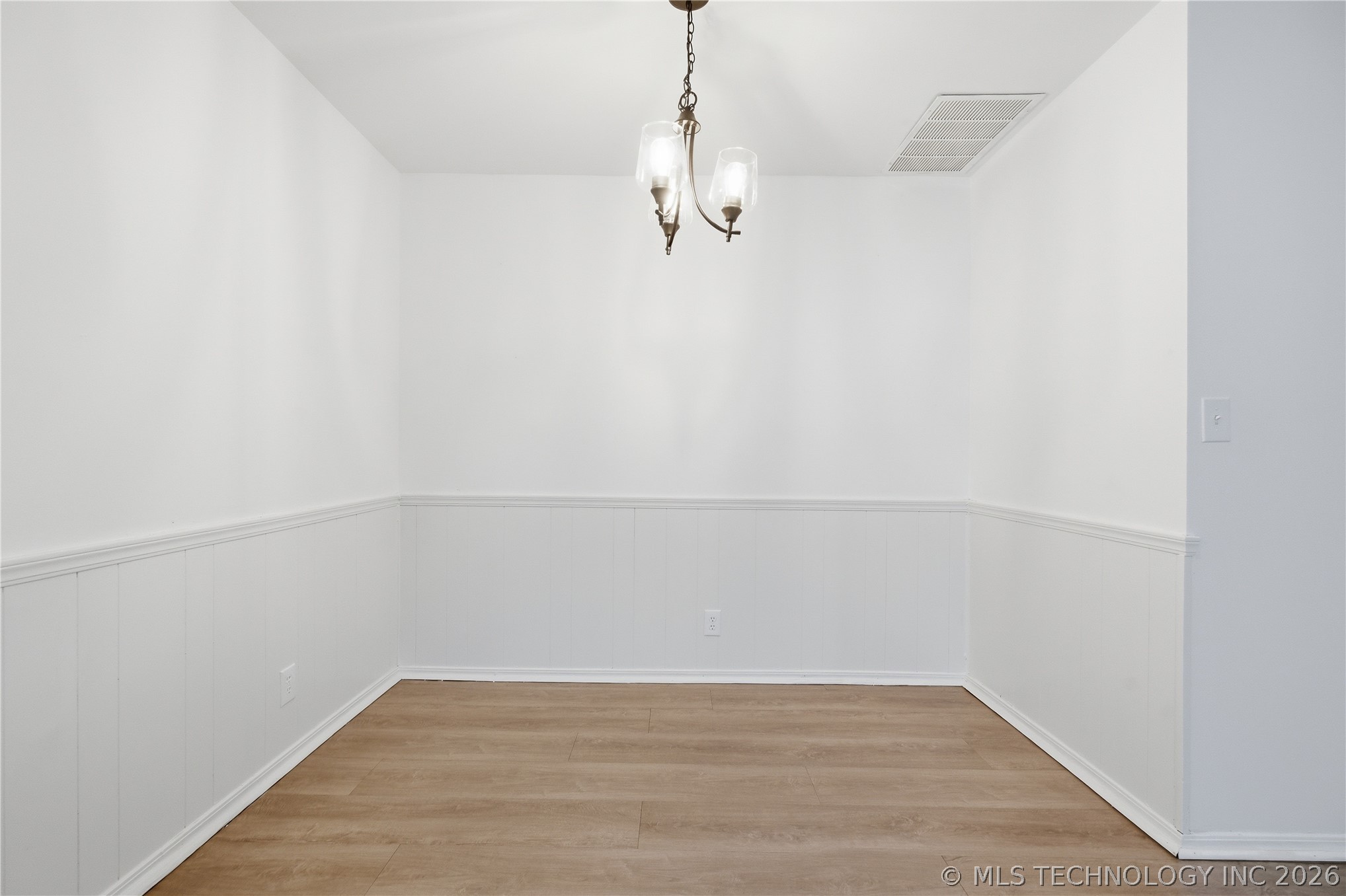 3204 S 128th East Avenue Property Photo 12