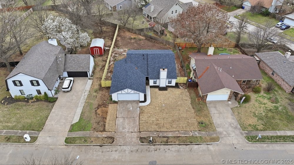 1604 N Hickory Court Property Photo 35