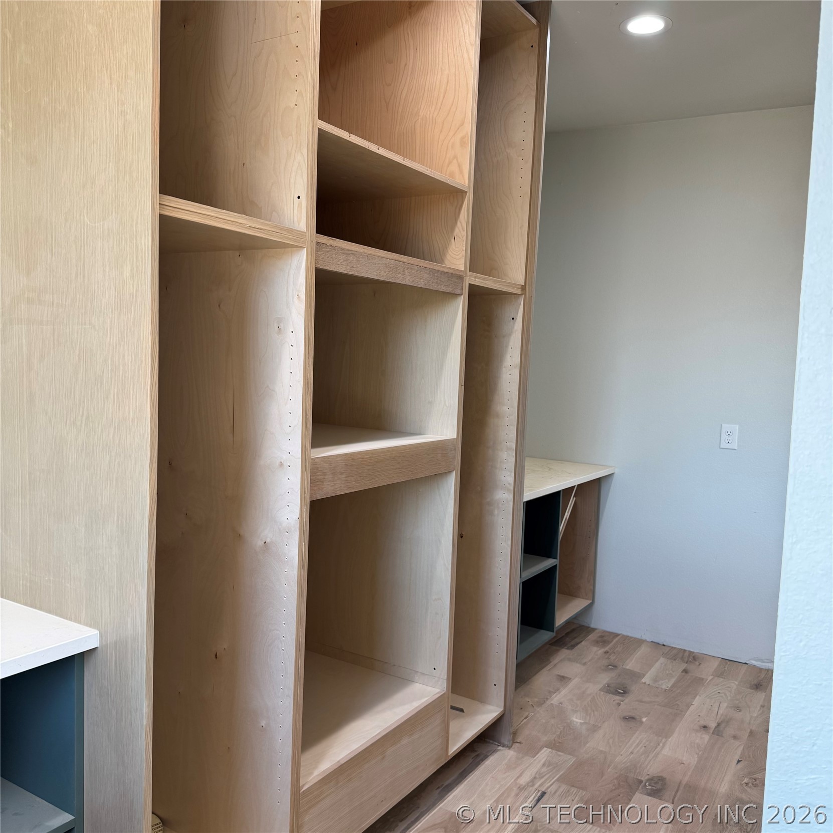 451679 Congressional Property Photo 11