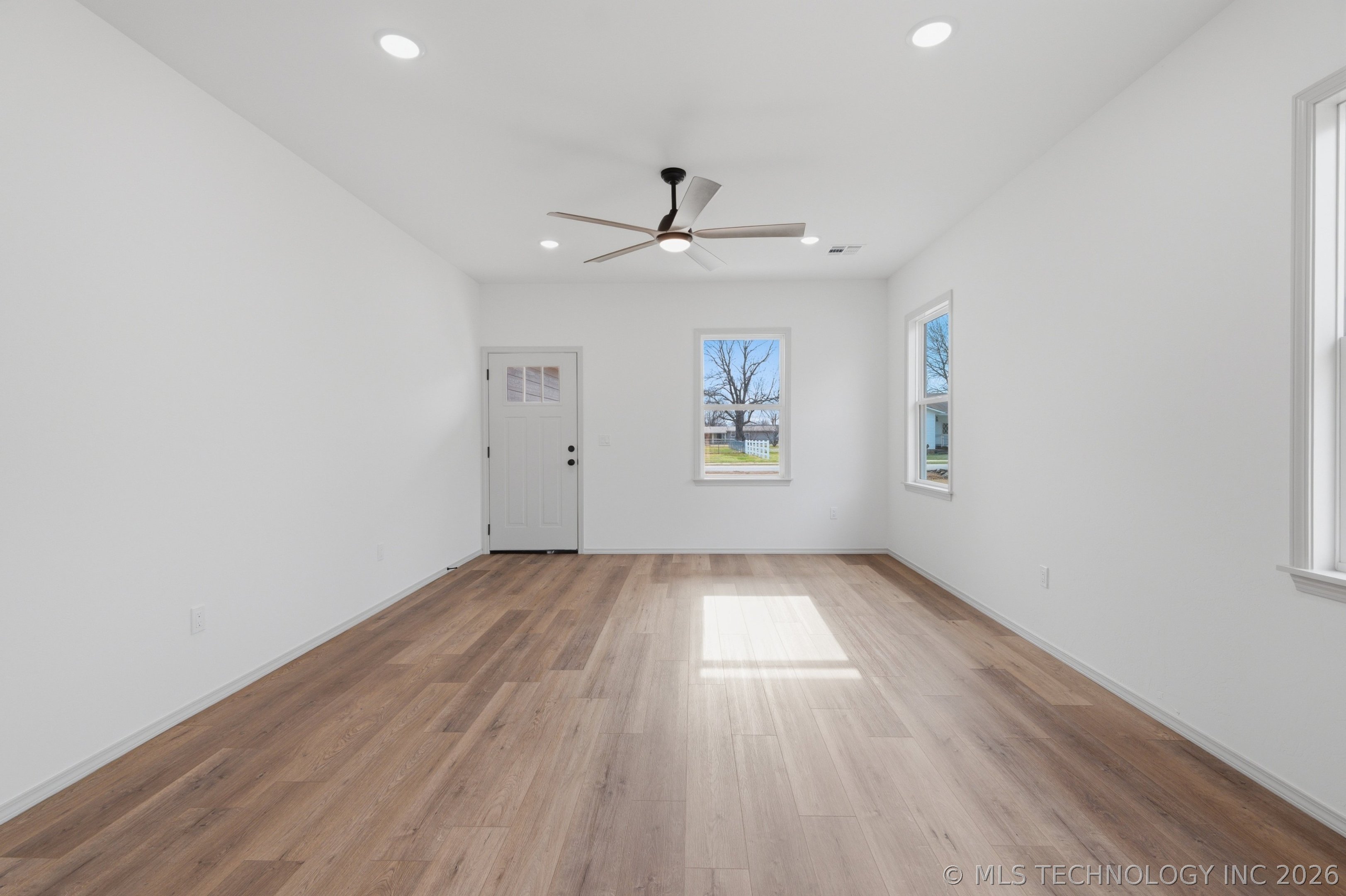 323 A Street Nw Property Photo 6