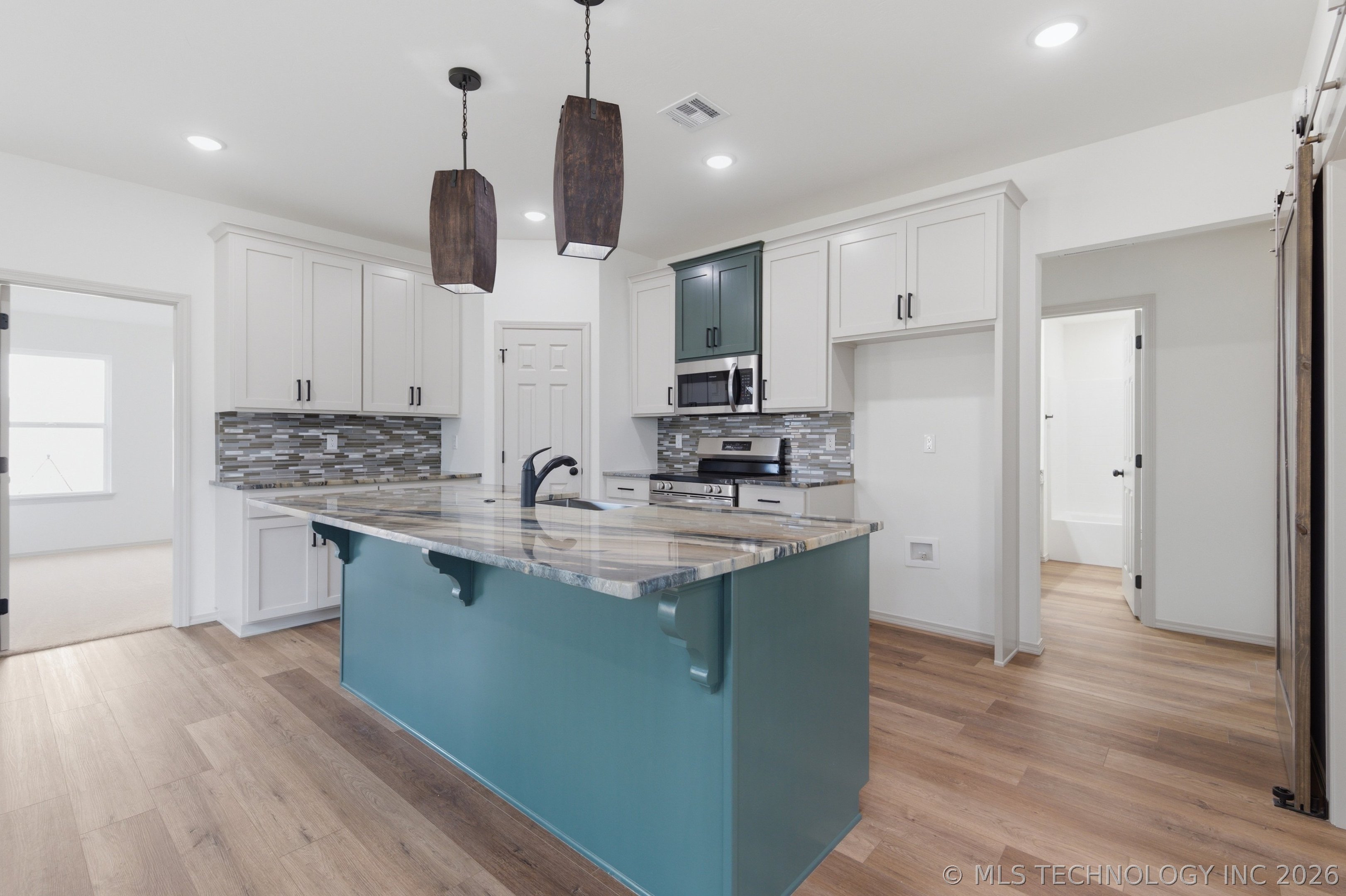 323 A Street Nw Property Photo 7