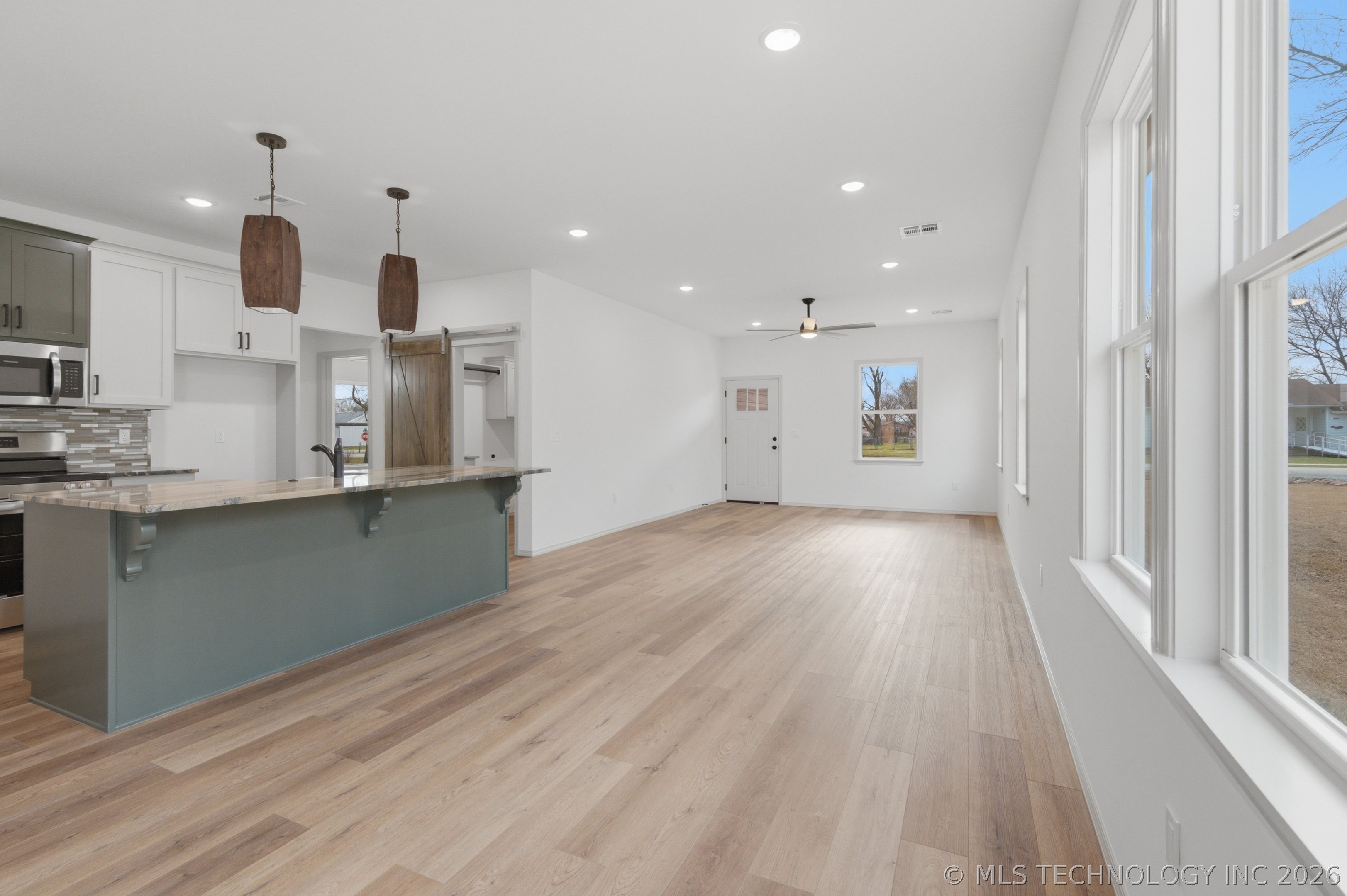 323 A Street Nw Property Photo 12