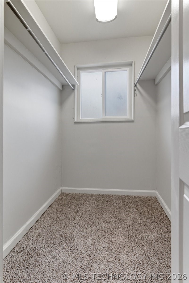 1629 S Date Avenue Property Photo 19