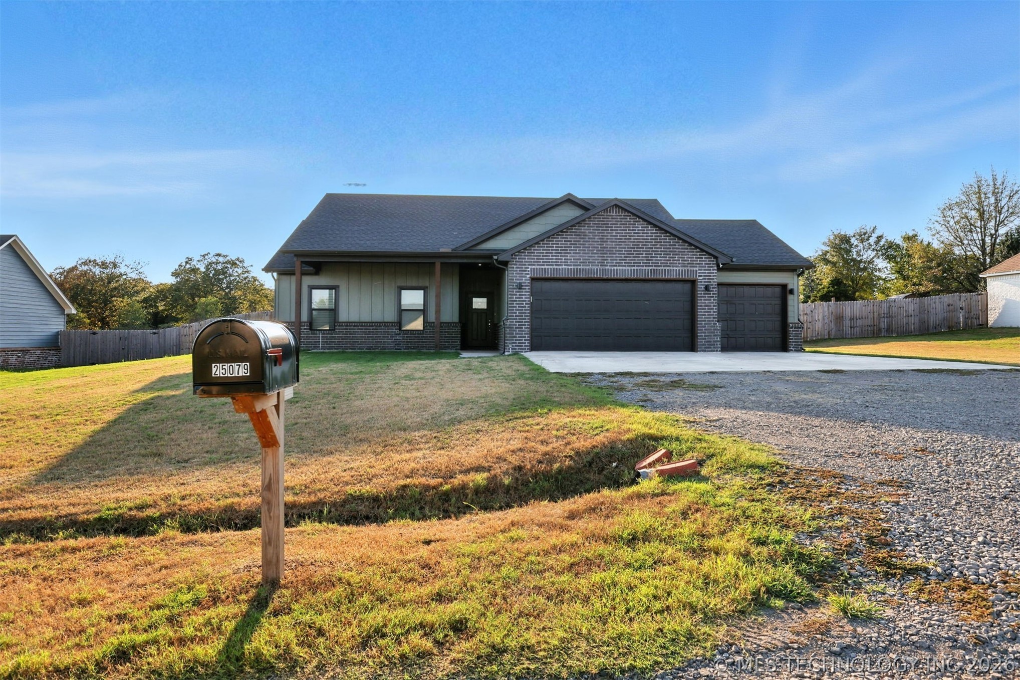 25079 S 519 Road Property Photo 2