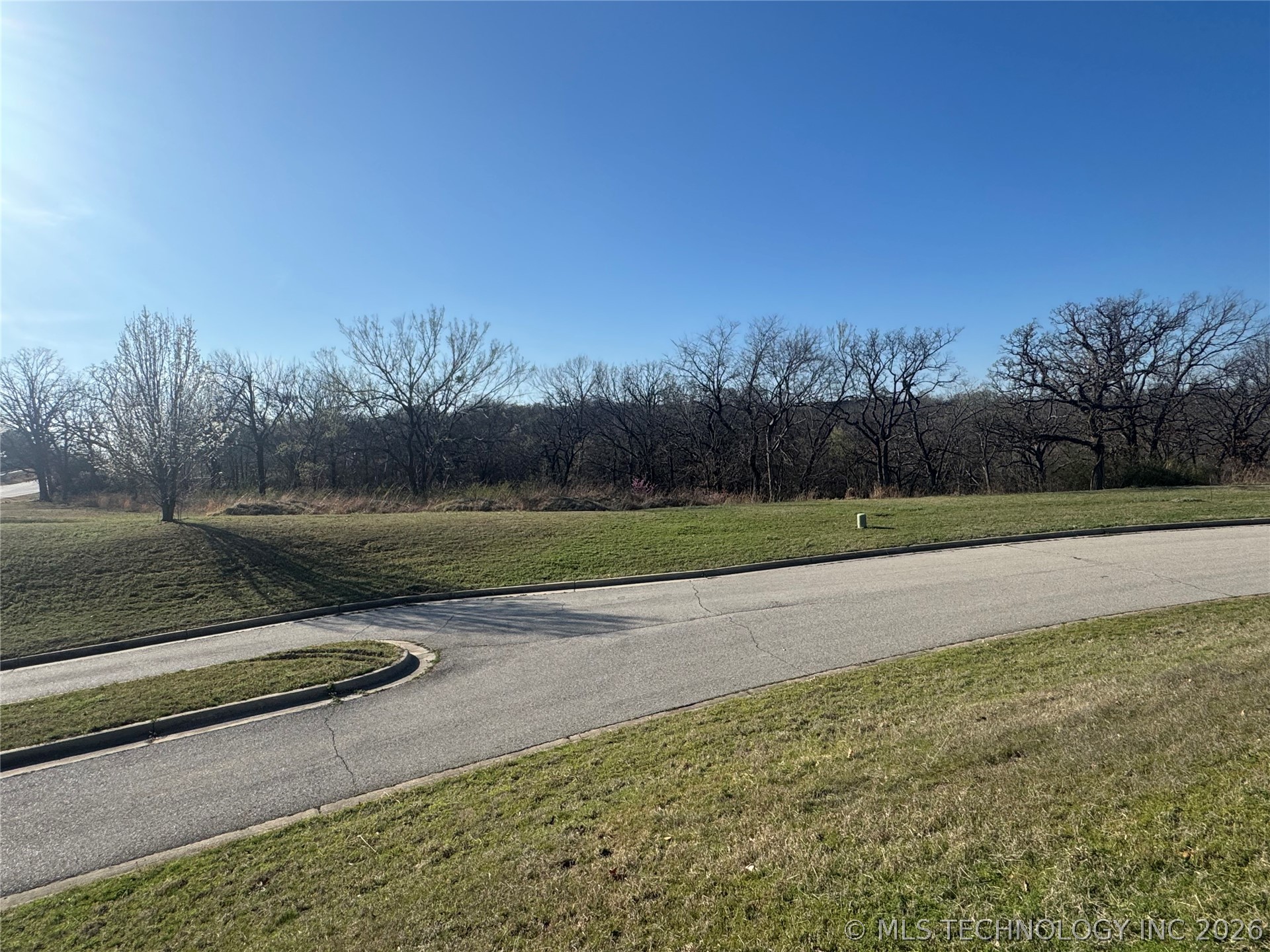 1 N Yukon Avenue W Property Photo 2