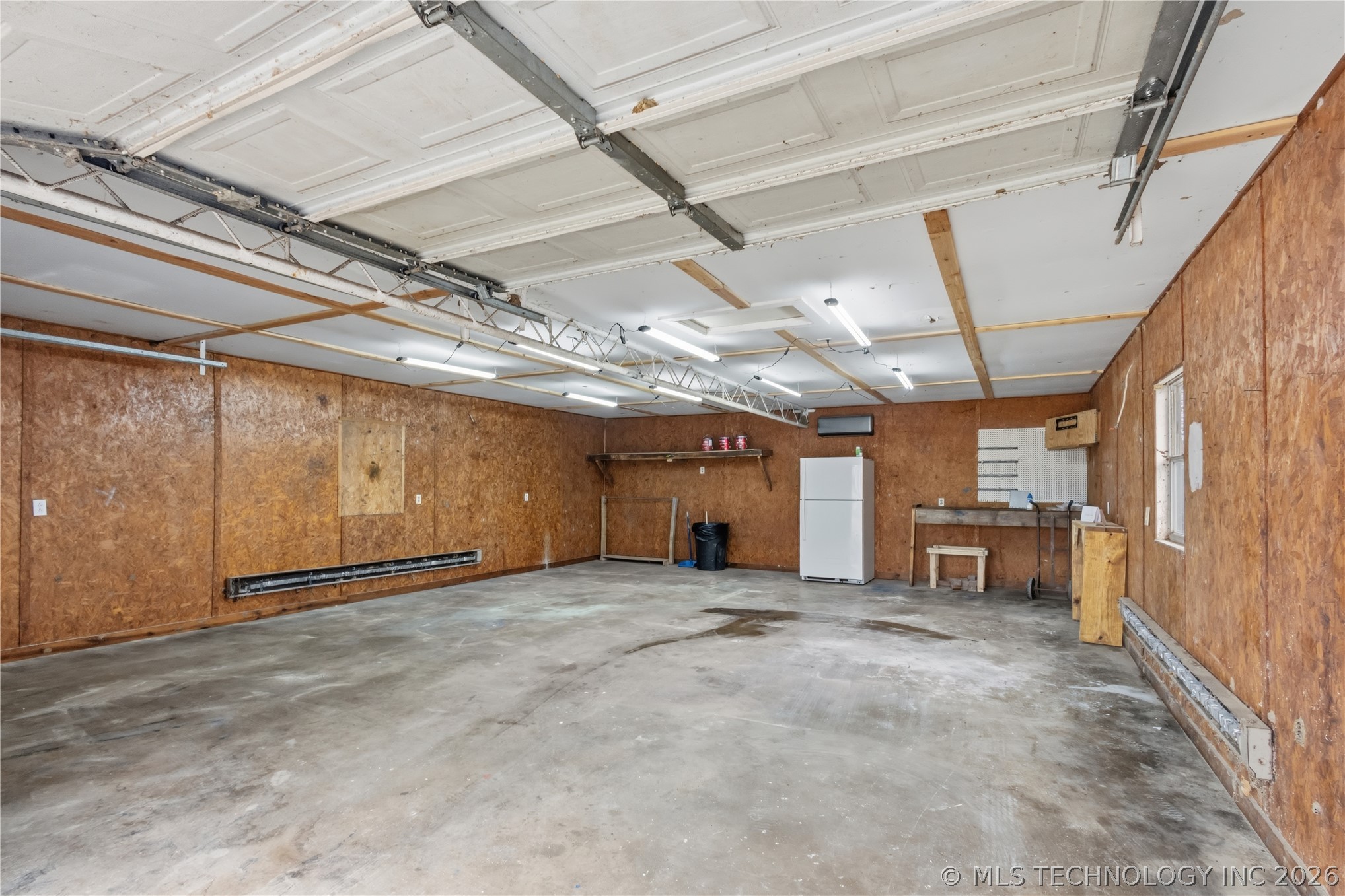 100 N Main Street Property Photo 24