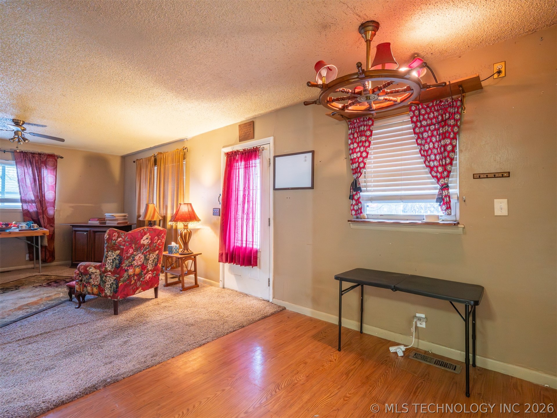 718 S 12th Property Photo 11