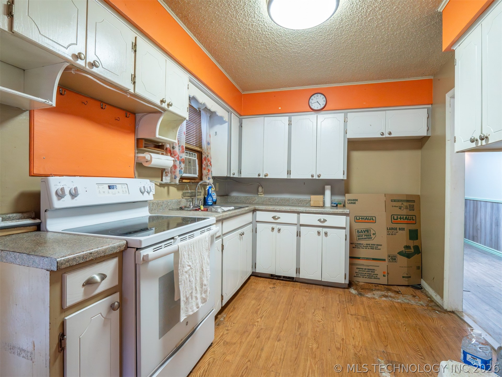 718 S 12th Property Photo 12