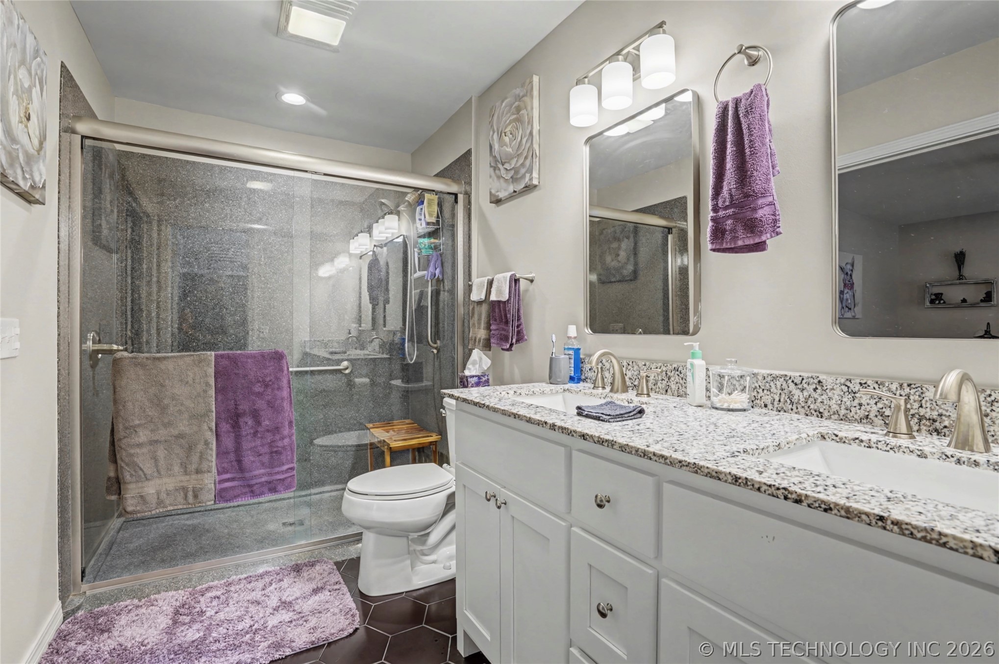 2516 W Broadway Street Property Photo 19