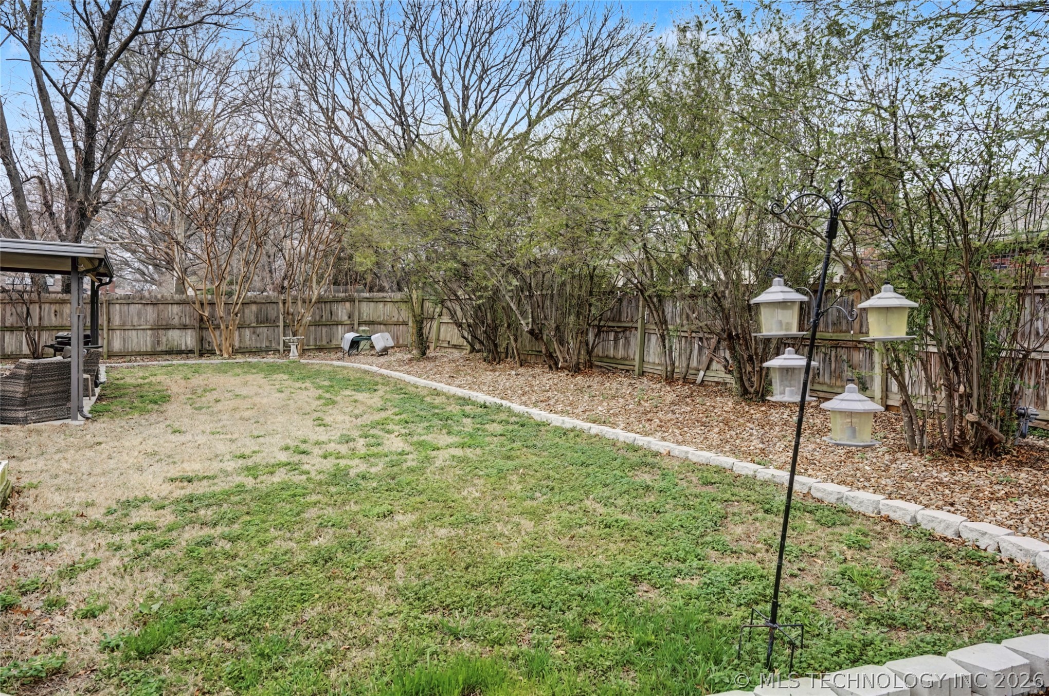 2516 W Broadway Street Property Photo 29
