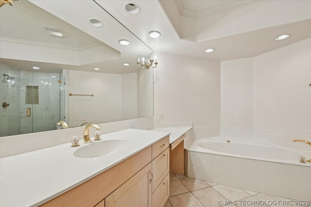 1442 S Newport Avenue Property Photo 27