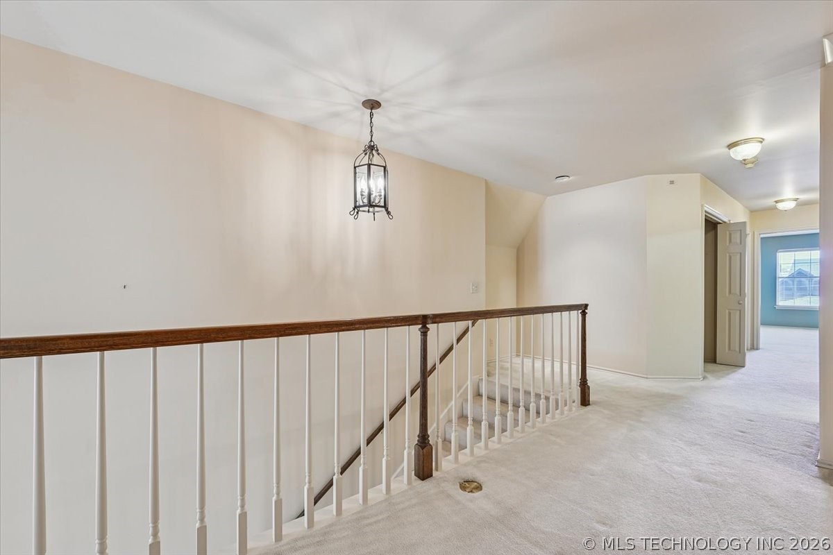 1442 S Newport Avenue Property Photo 31